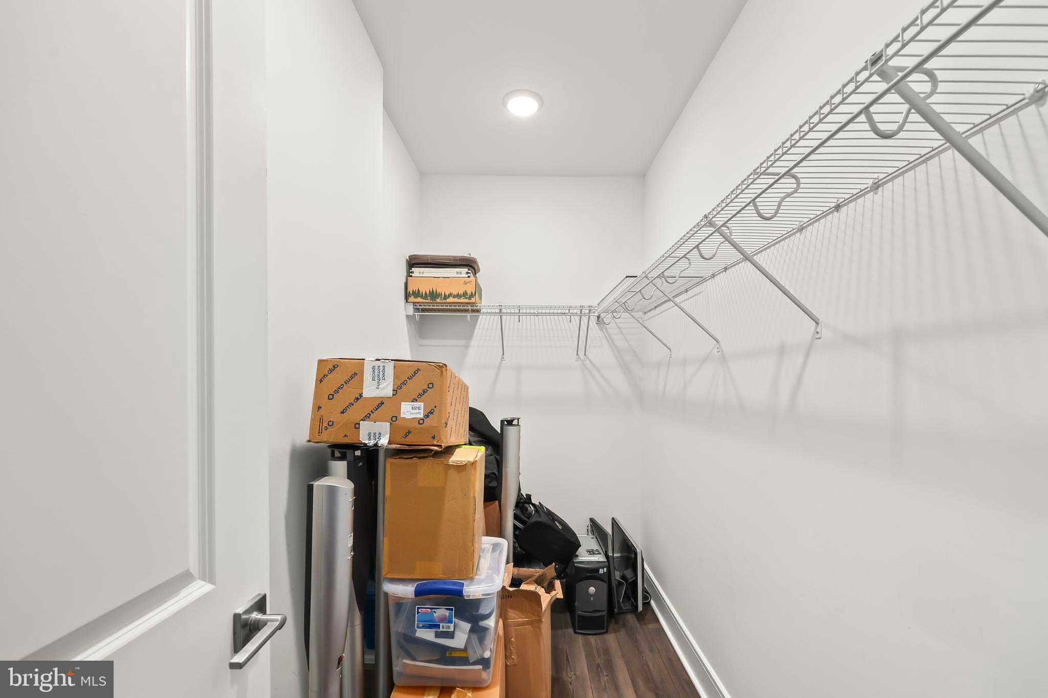 BRAMBLETON LANDBAY - Residential