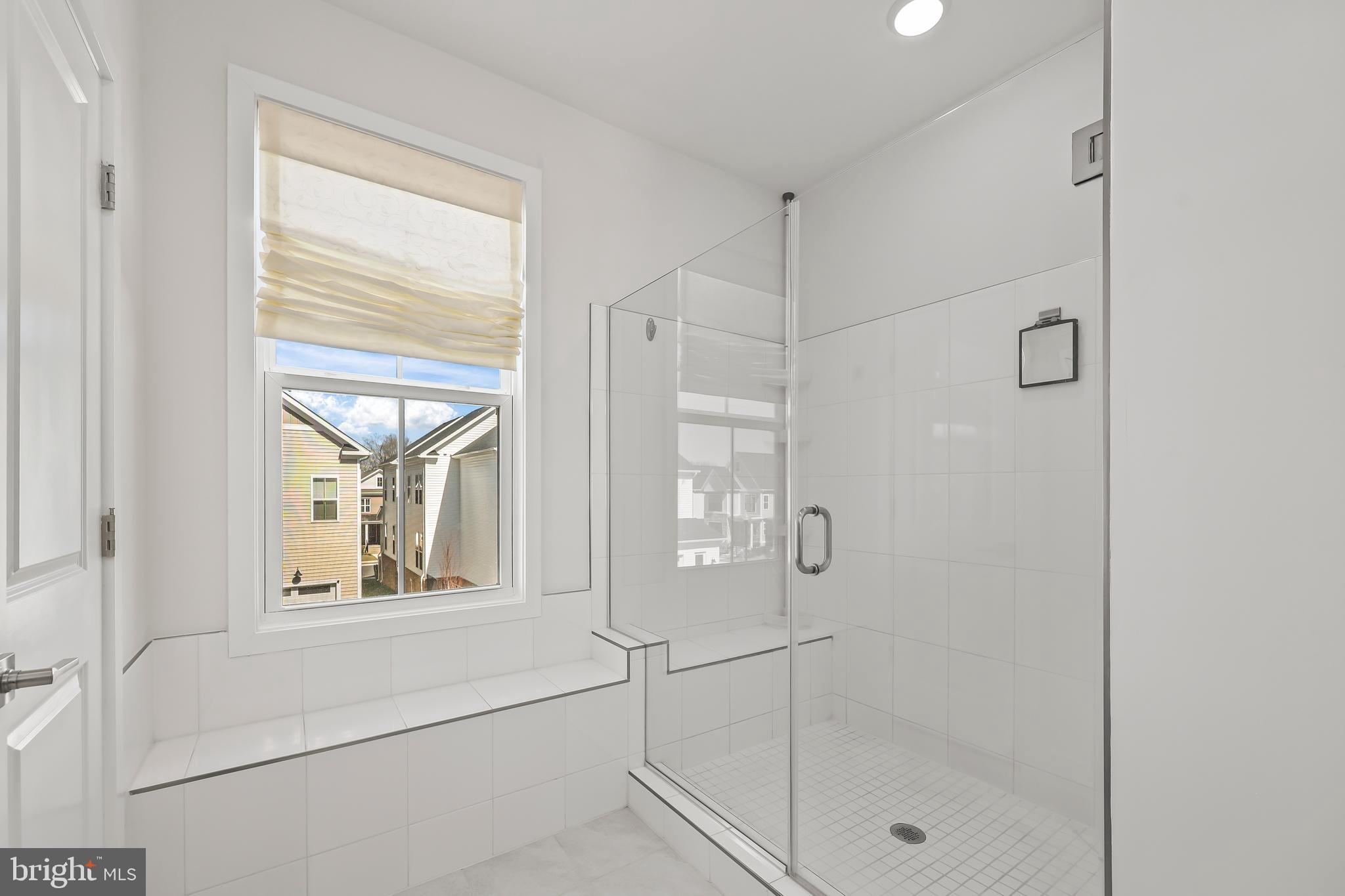 BRAMBLETON LANDBAY - Residential