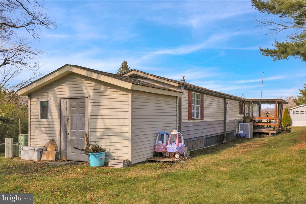 Photo of 741 Primrose Lane, EPHRATA, PA 17522 (MLS # PALA2079430)