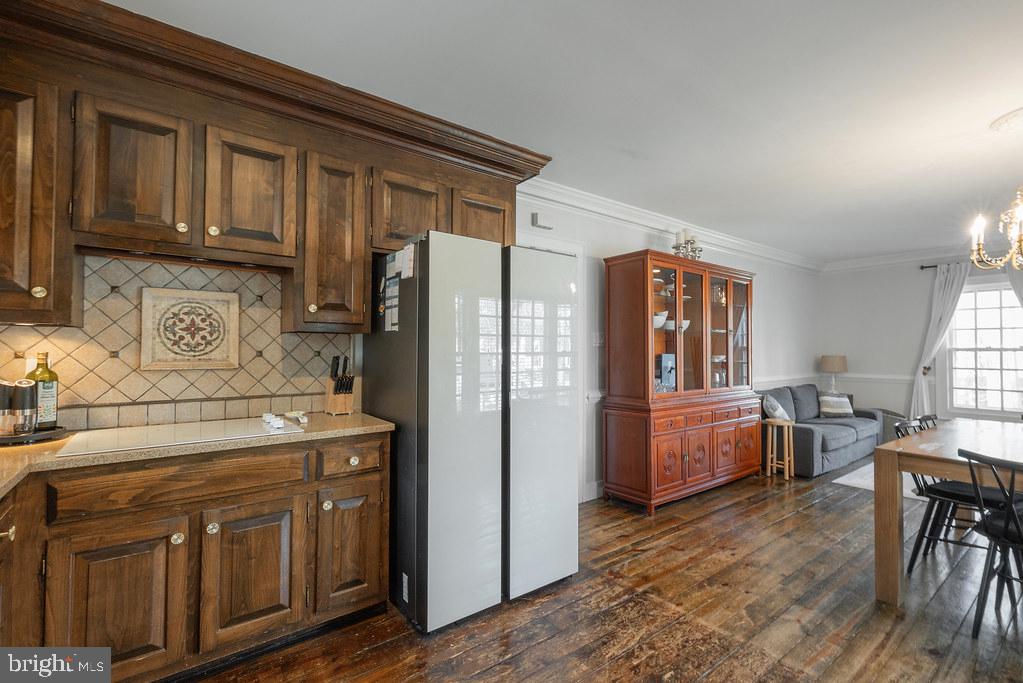 10502 CROWNCREST COURT