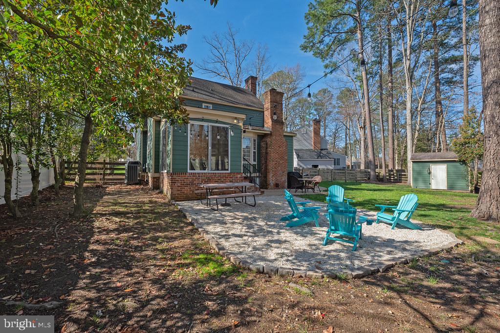 CROWN GRANT - Residential