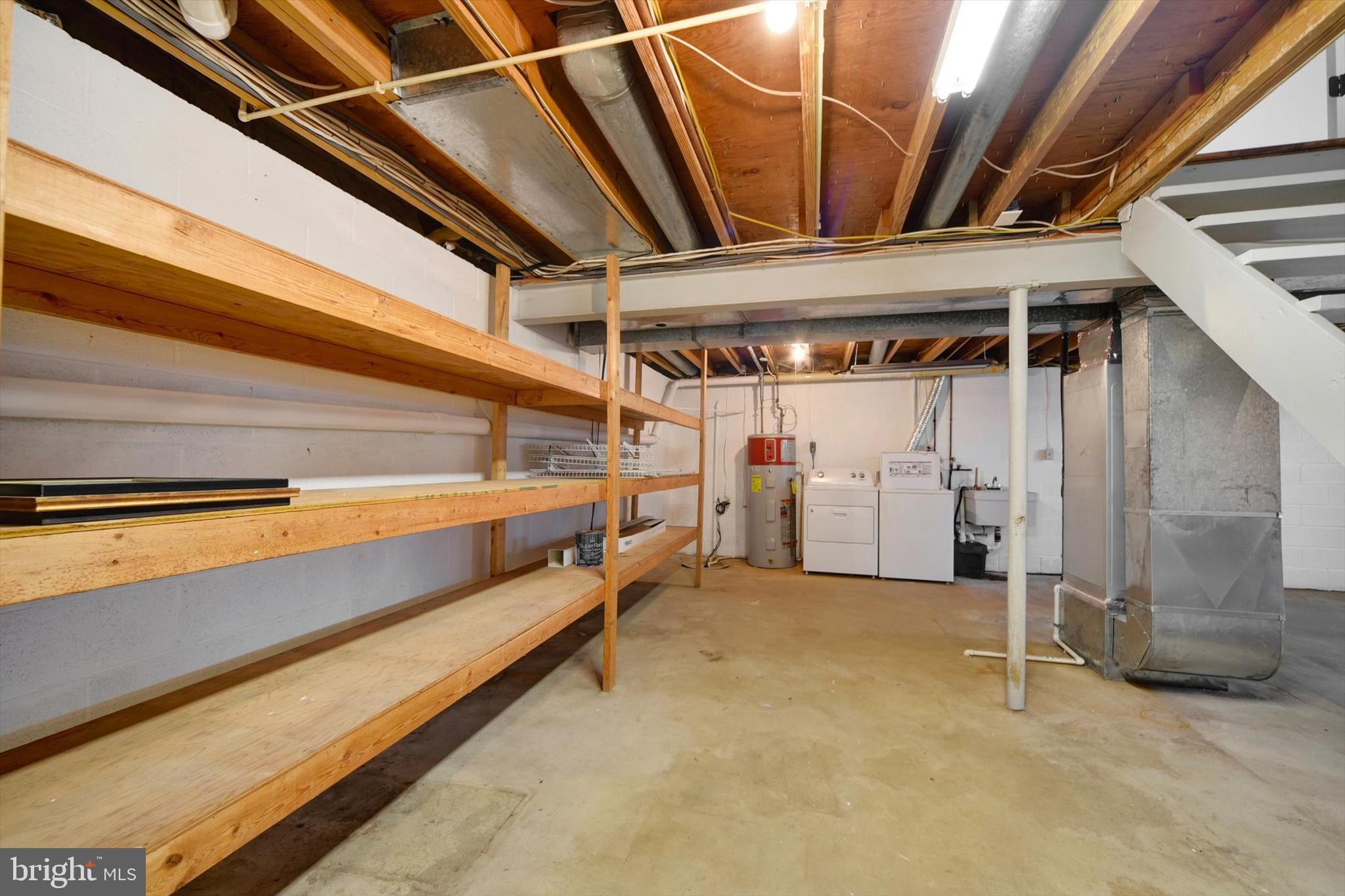 HARFORD WOODS - Residential