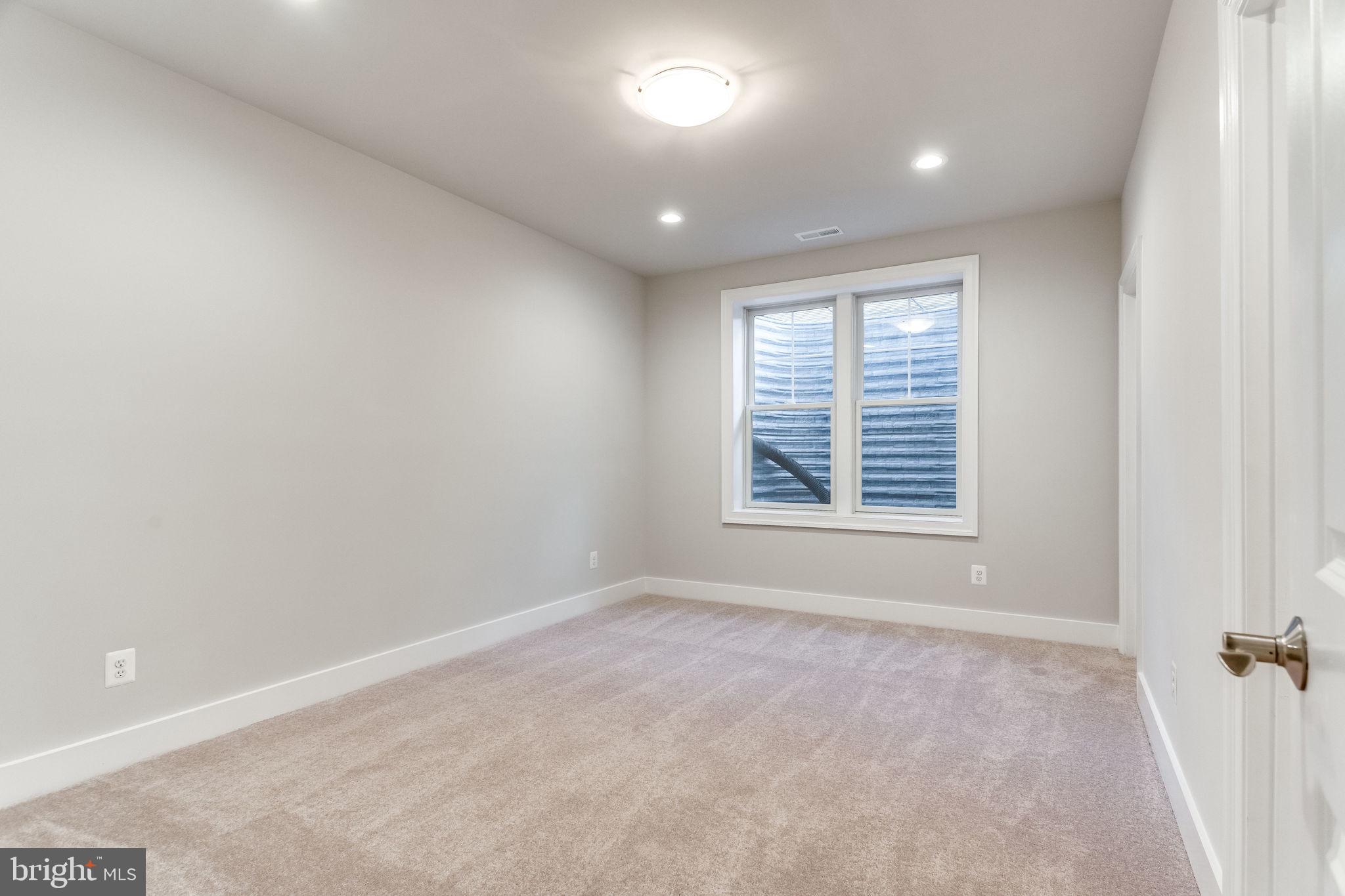 WESTBRIAR COUNTRY CLUB ESTATES - Residential