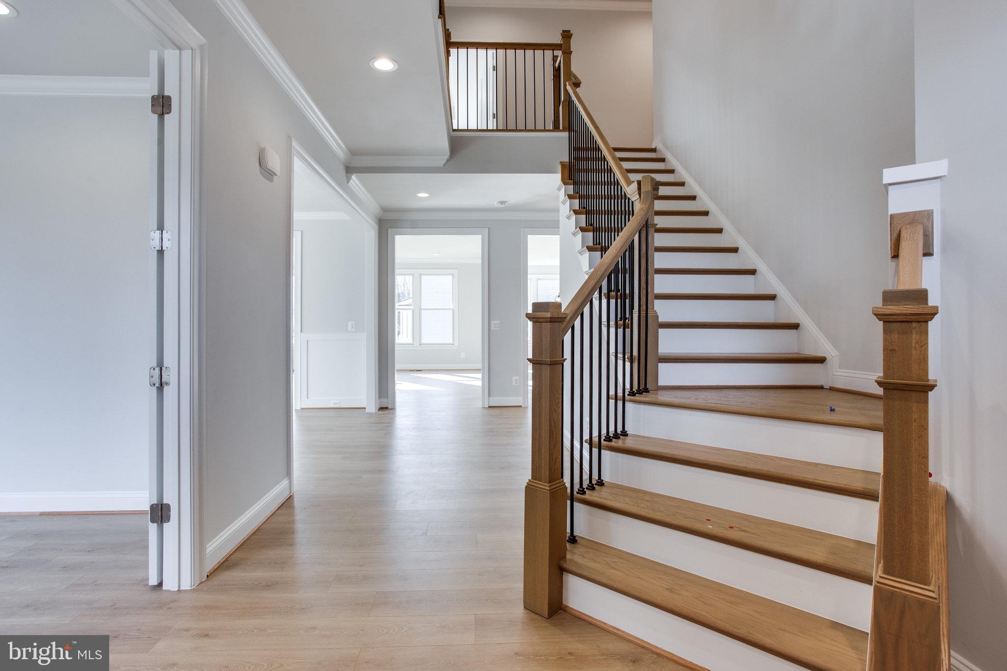 WESTBRIAR COUNTRY CLUB ESTATES - Residential