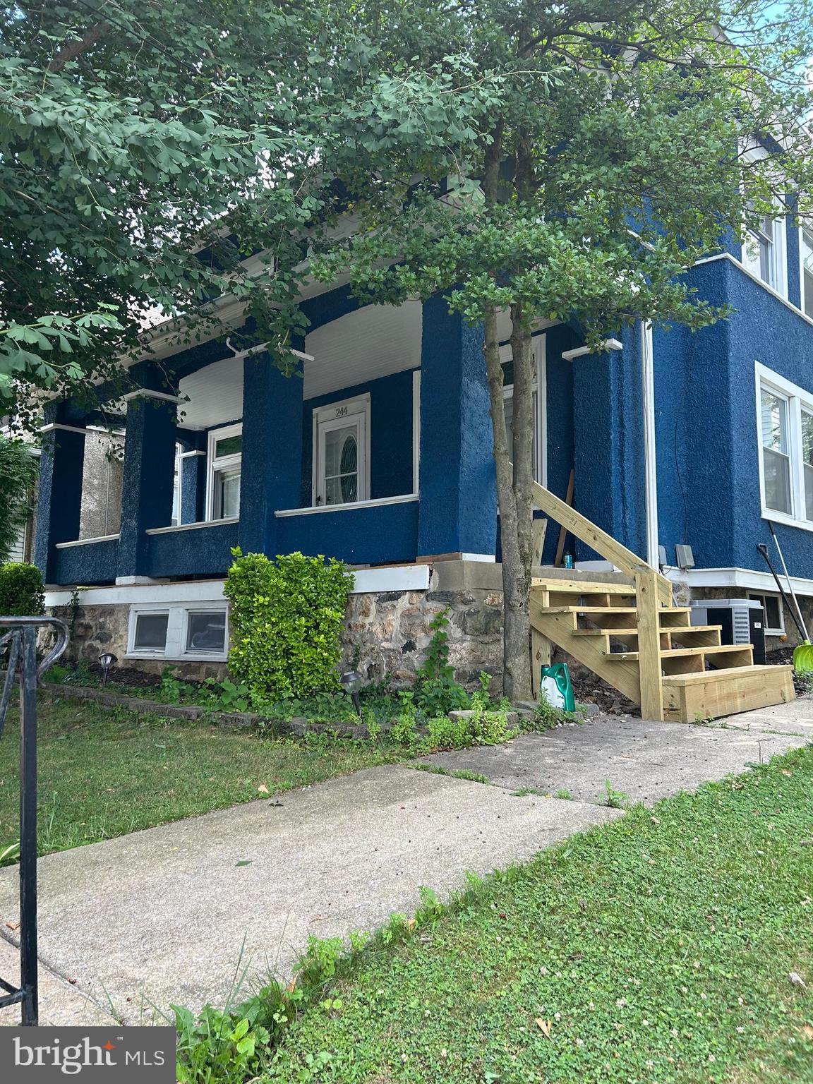 244 CARSONIA AVENUE