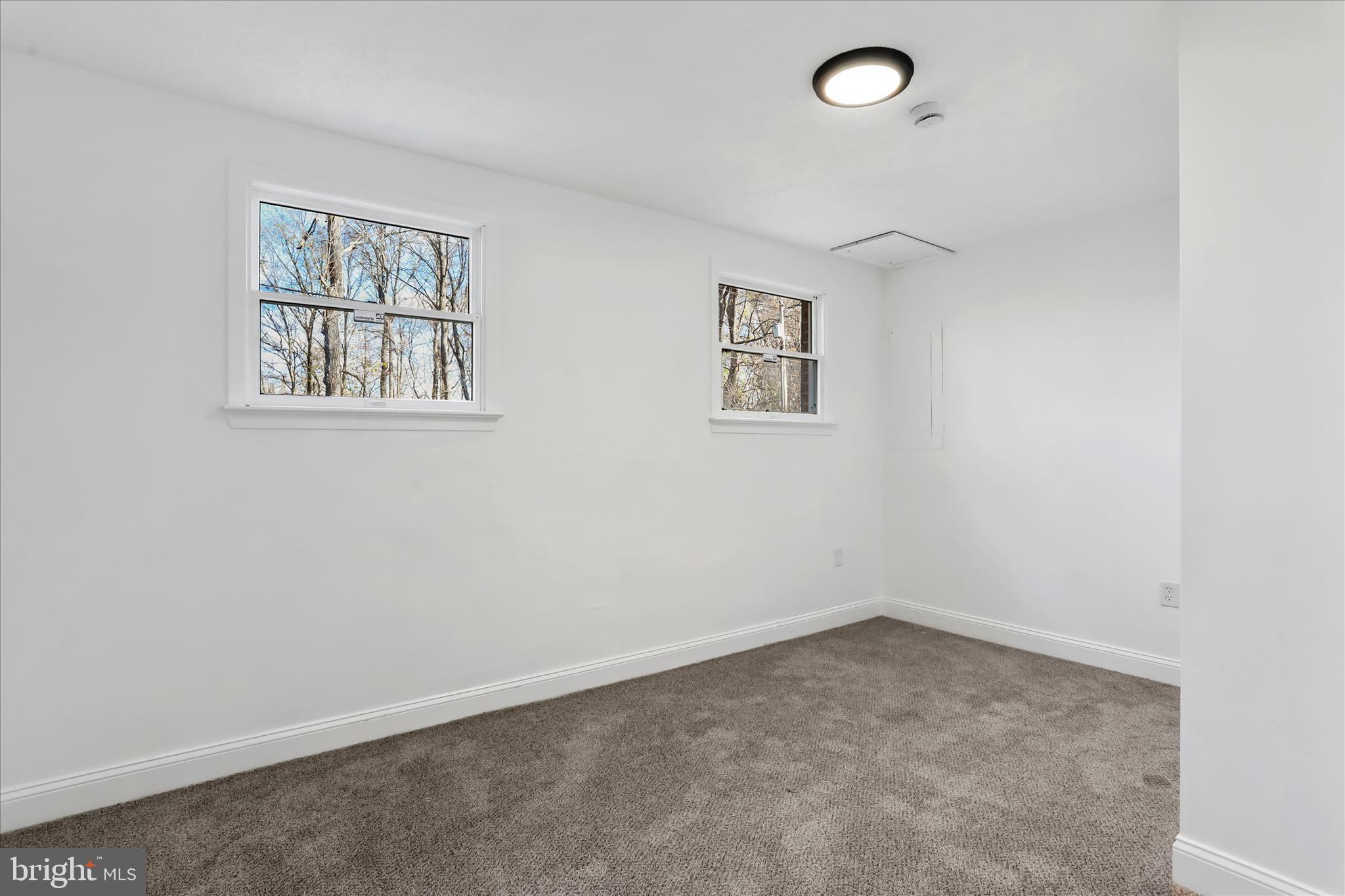 POTOMAC HEIGHTS - Residential