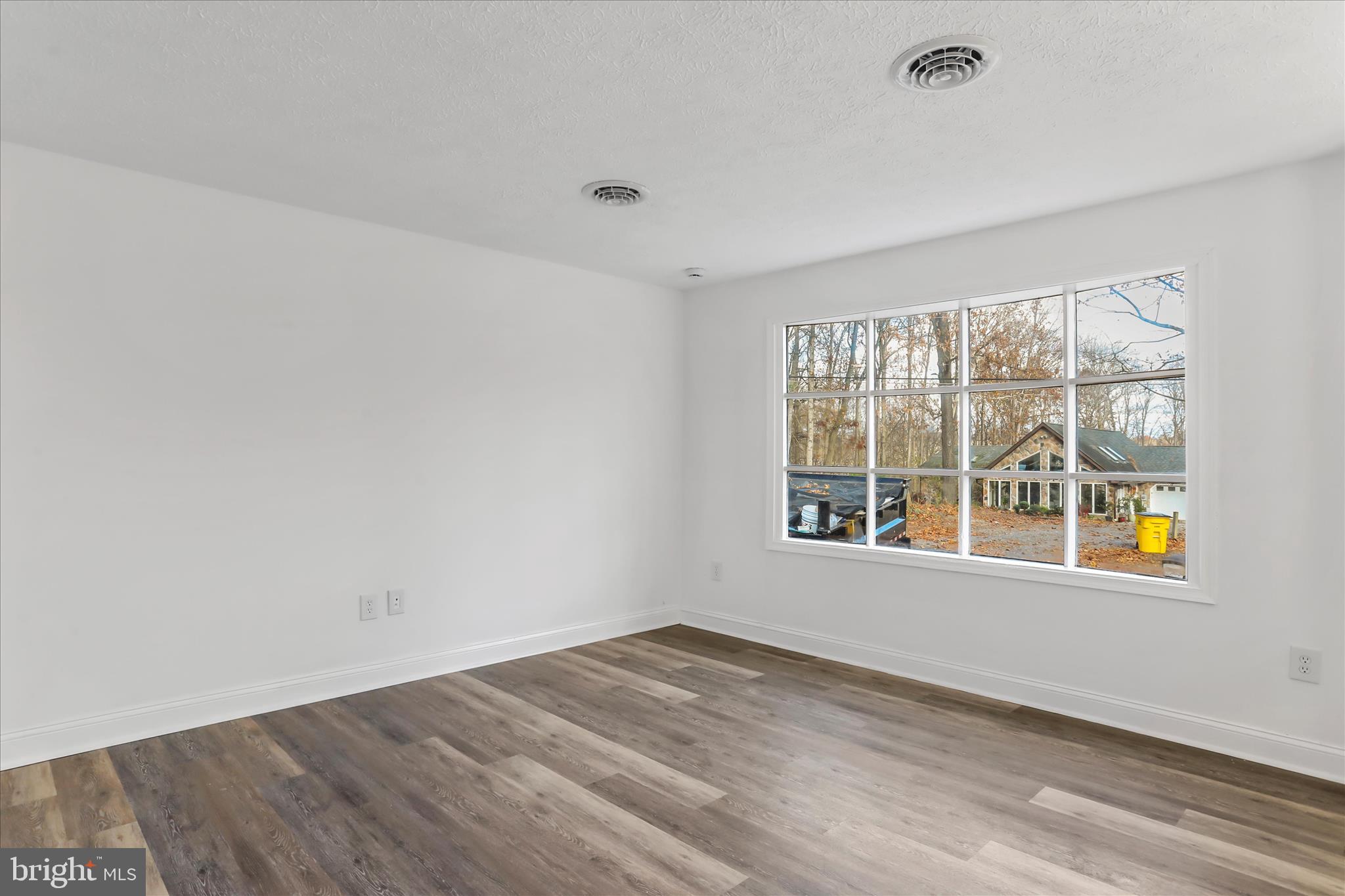 POTOMAC HEIGHTS - Residential