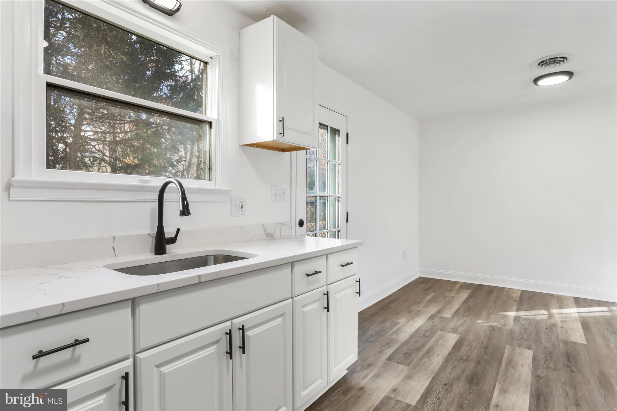 POTOMAC HEIGHTS - Residential