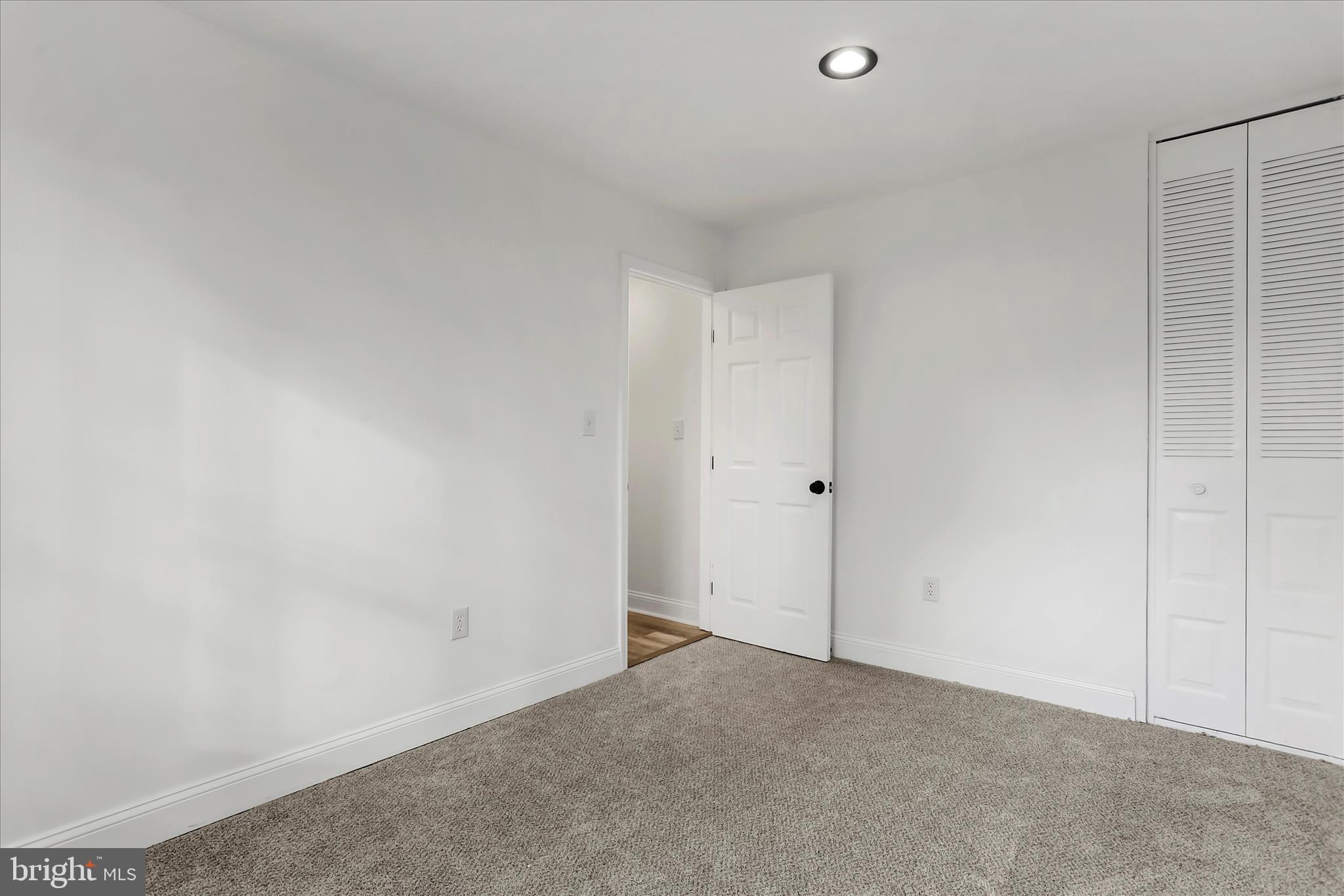 POTOMAC HEIGHTS - Residential