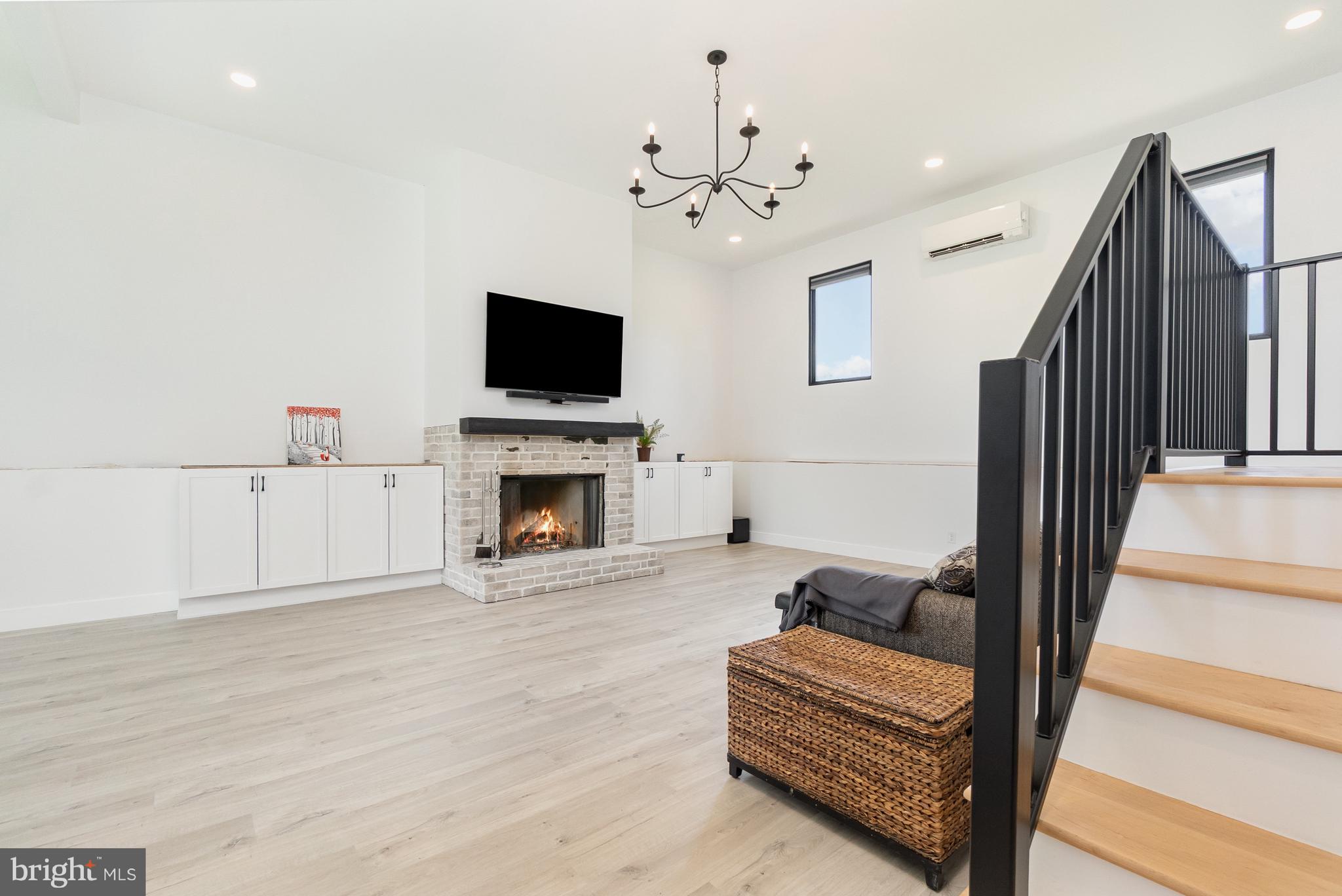 WELLINGBOROUGH ESTATES - Residential