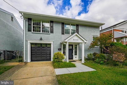 2425 SKYLAND PLACE SE WASHINGTON DC 20020