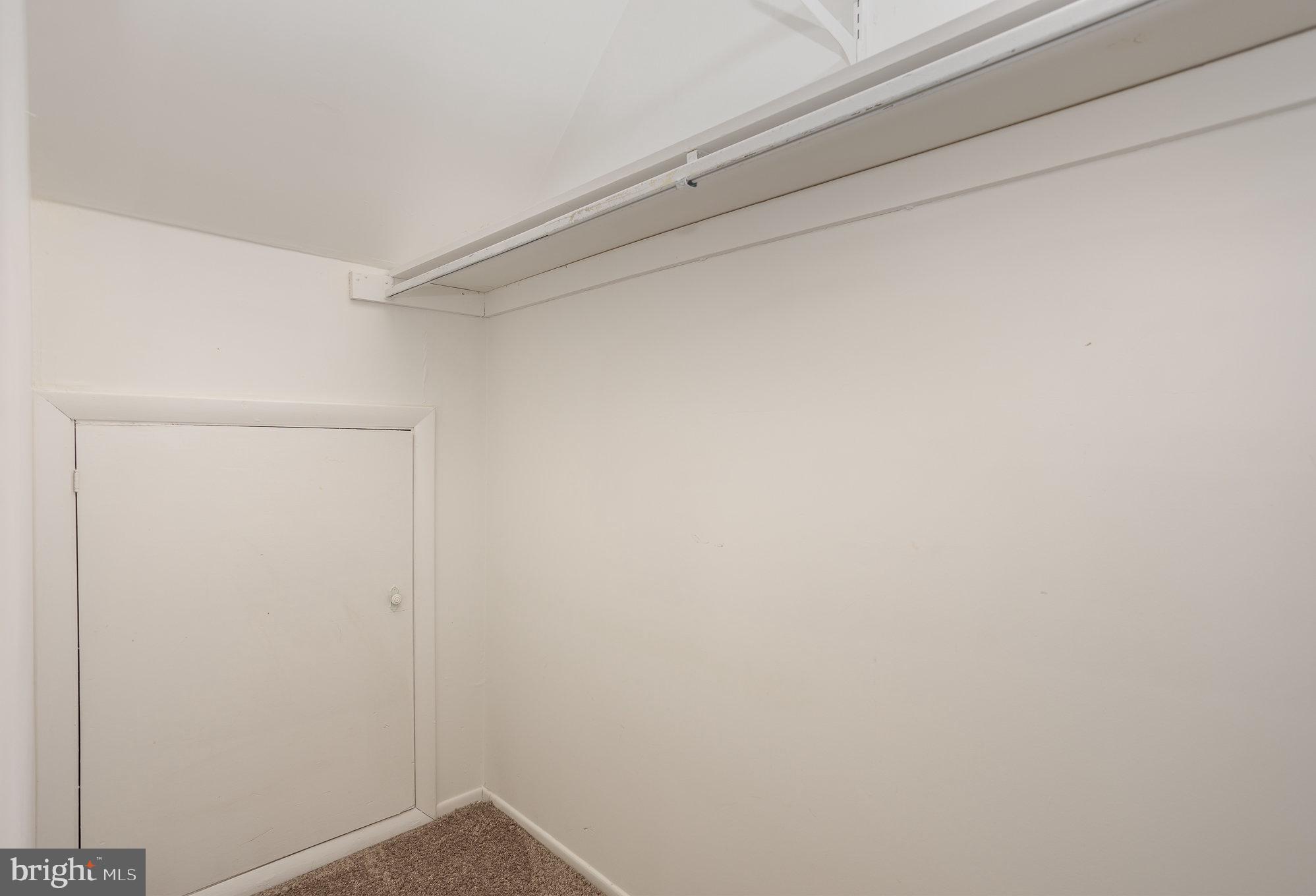 LAKE MEADE - Residential