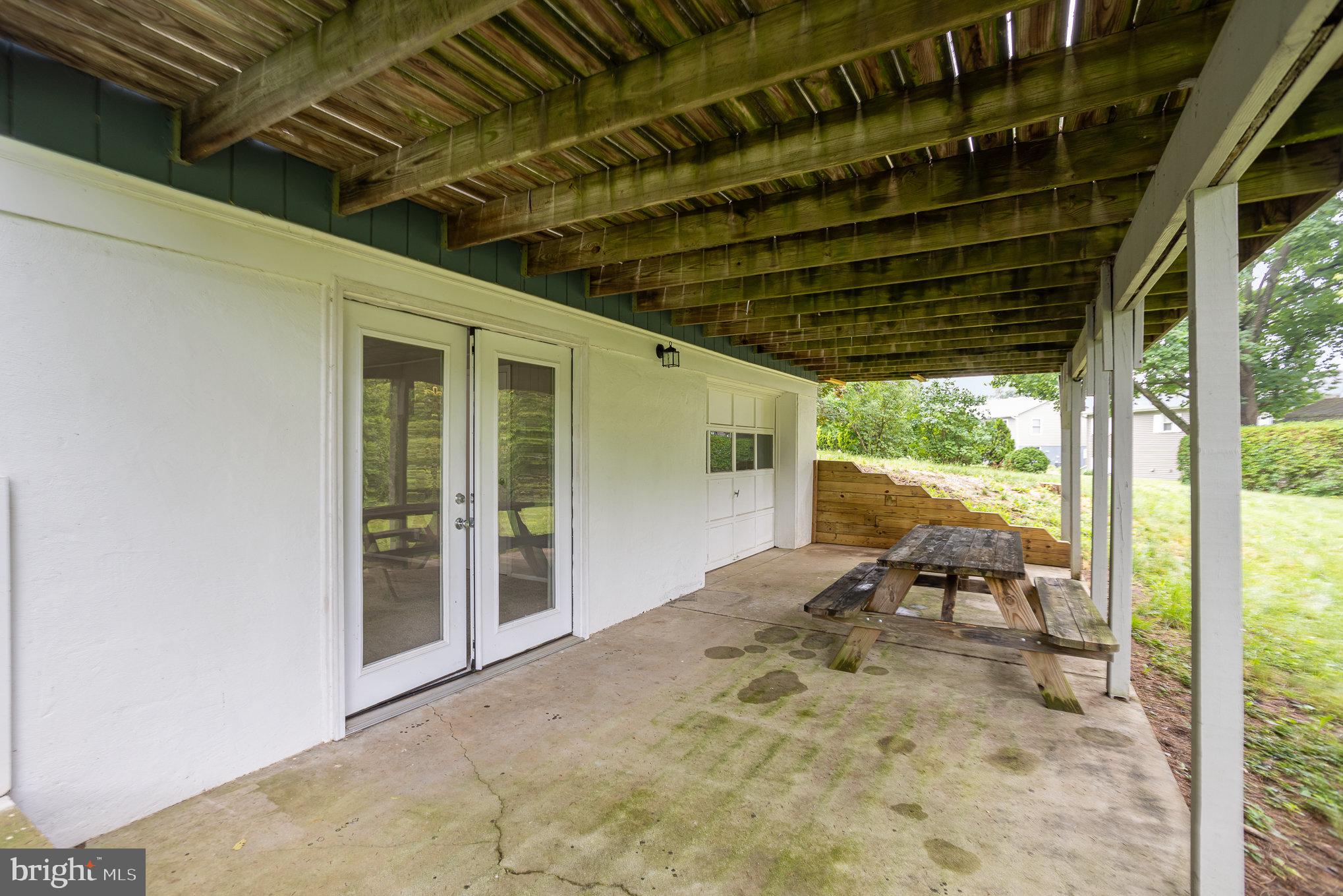 LAKE MEADE - Residential