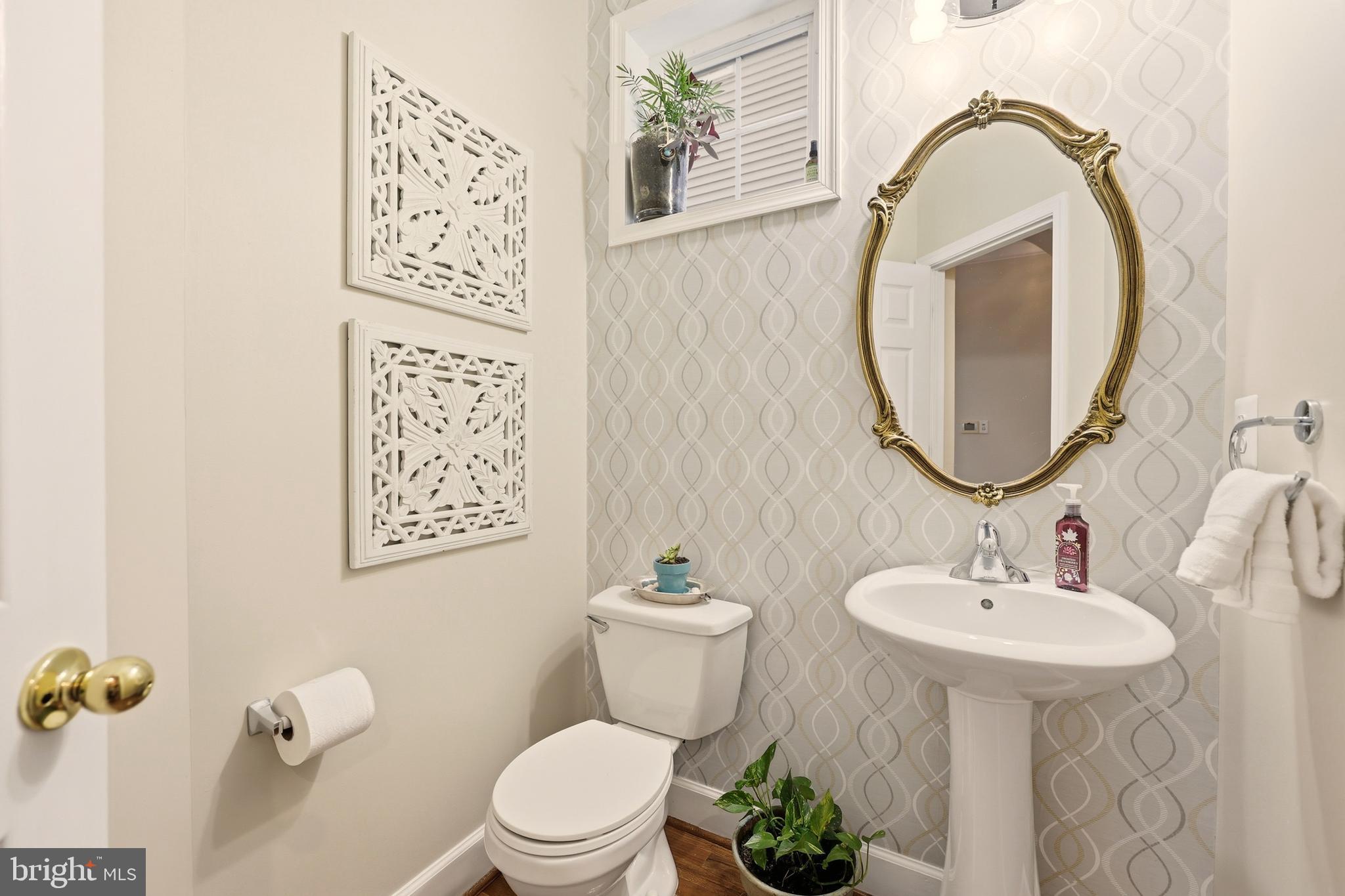 LAKE POINT ROUND HILL - Residential