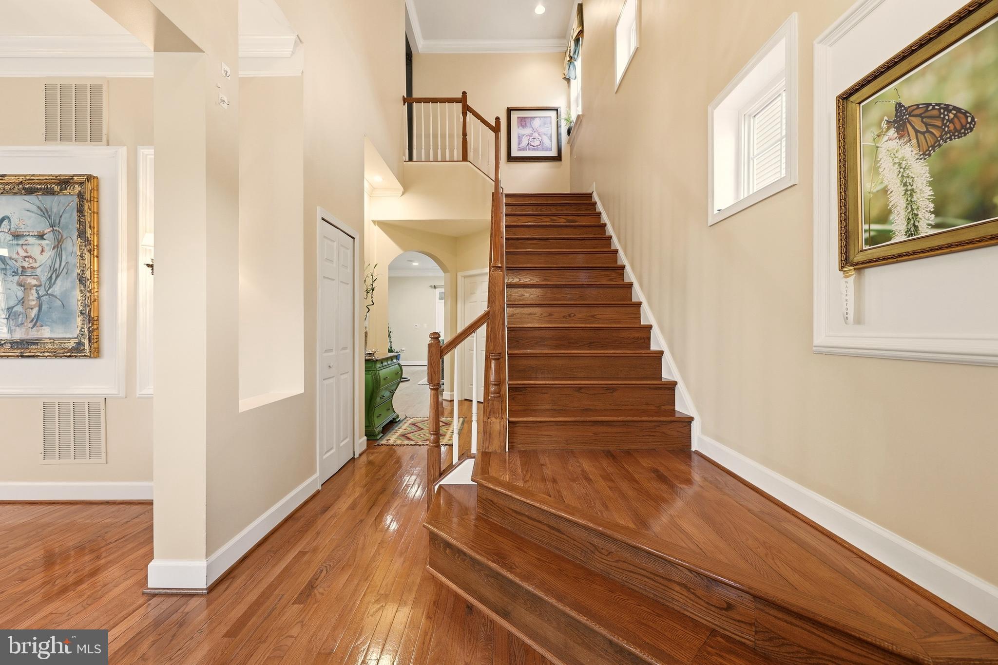 LAKE POINT ROUND HILL - Residential