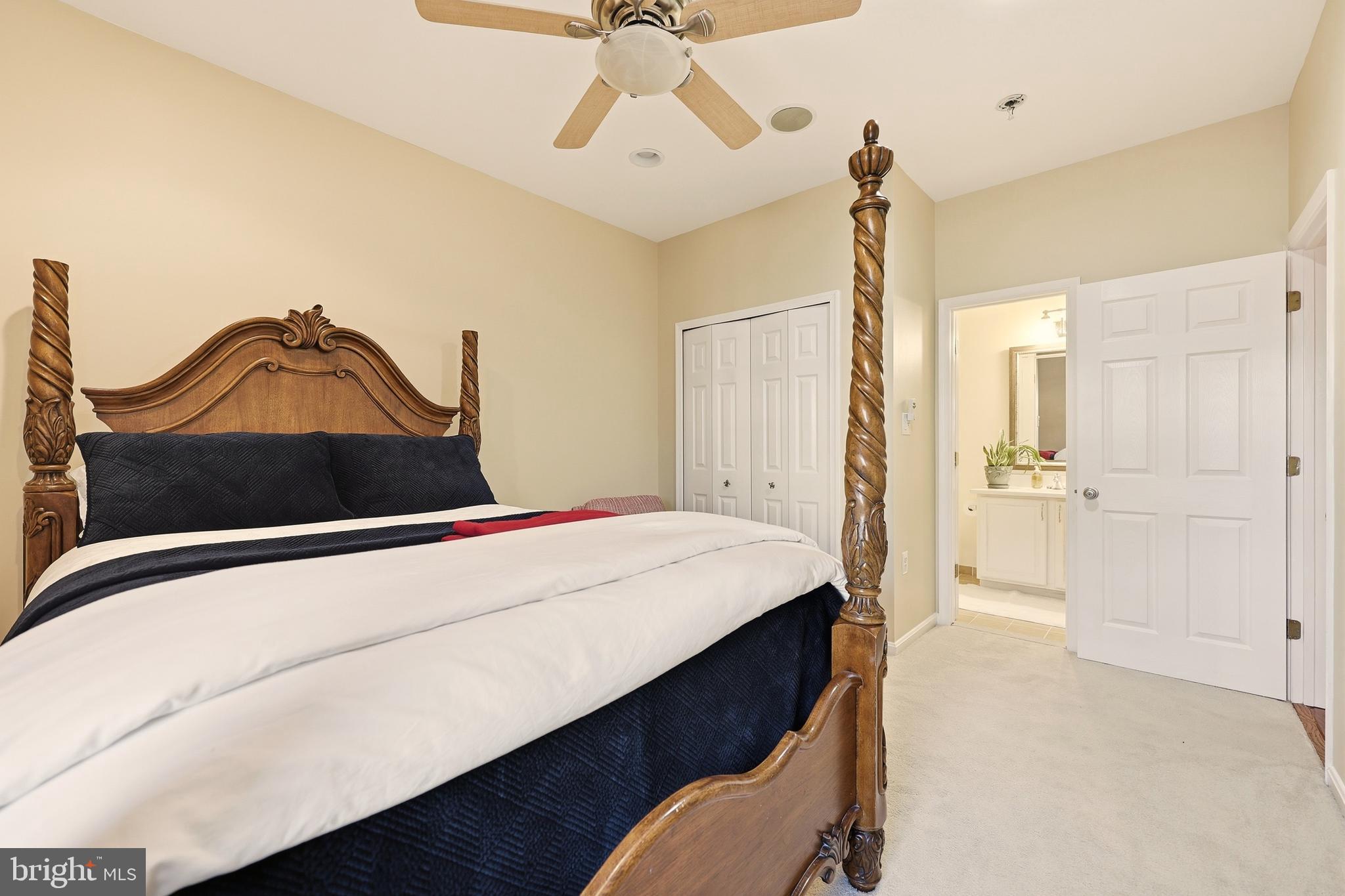 LAKE POINT ROUND HILL - Residential