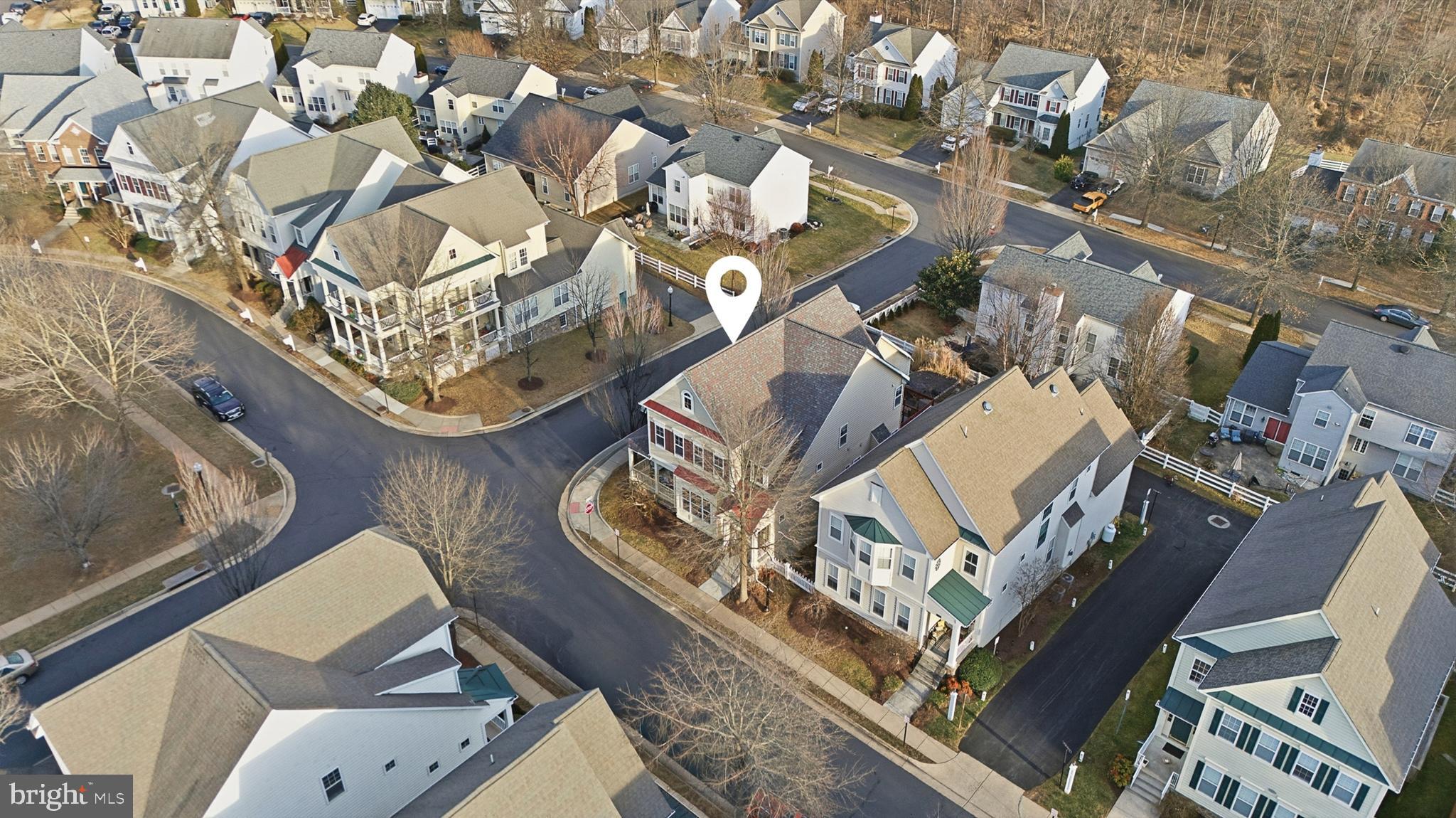 LAKE POINT ROUND HILL - Residential