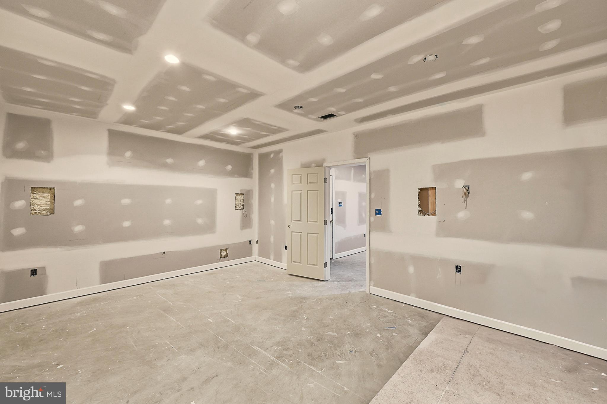 LAKE POINT ROUND HILL - Residential