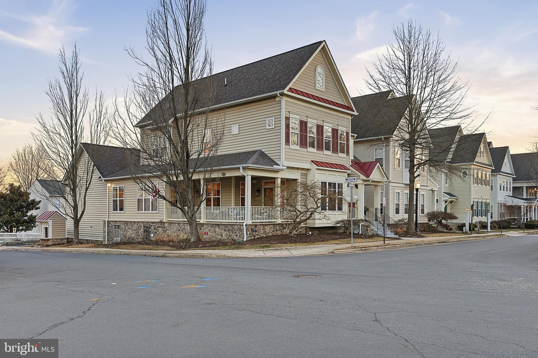 LAKE POINT ROUND HILL - Residential