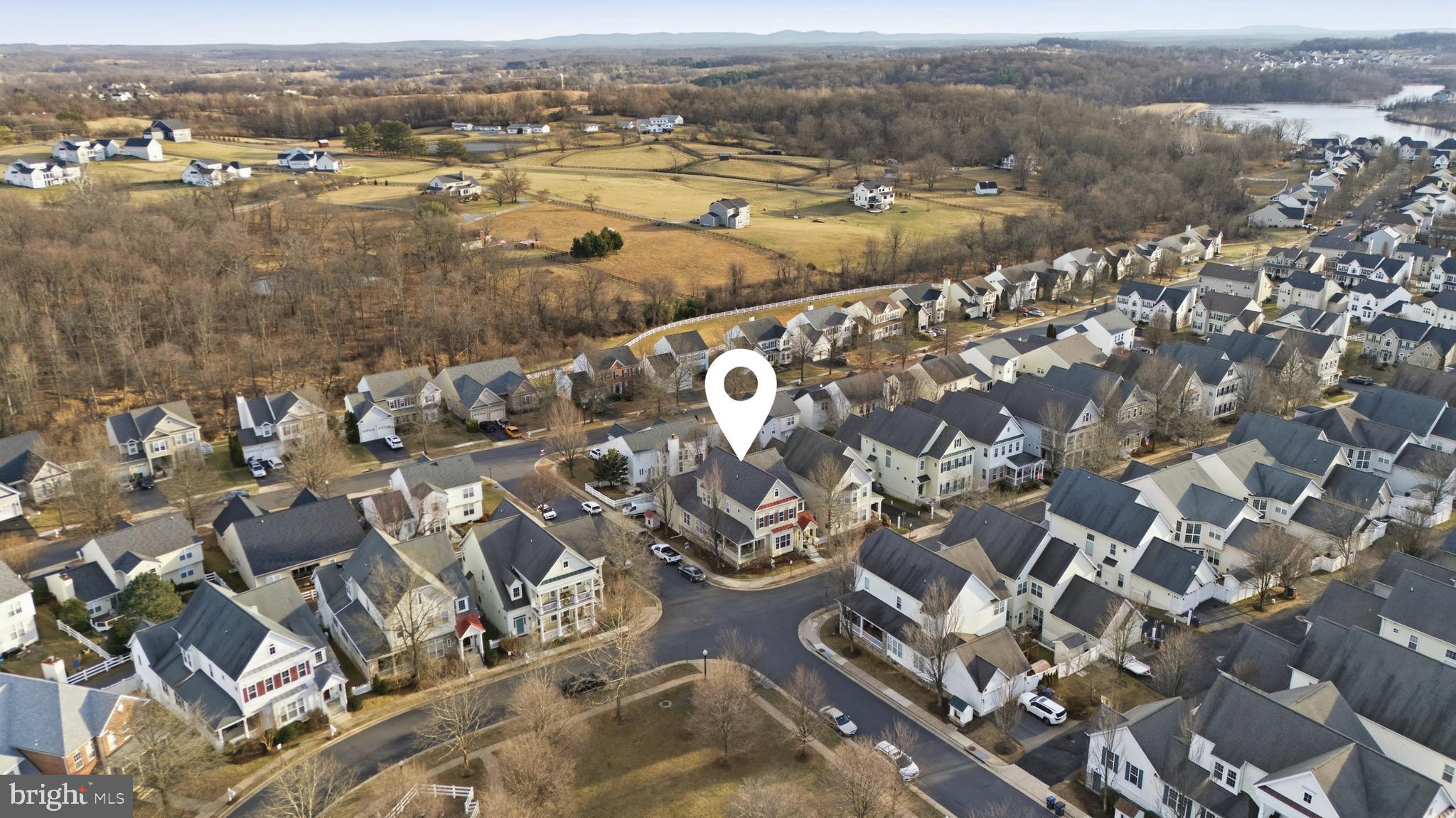 LAKE POINT ROUND HILL - Residential