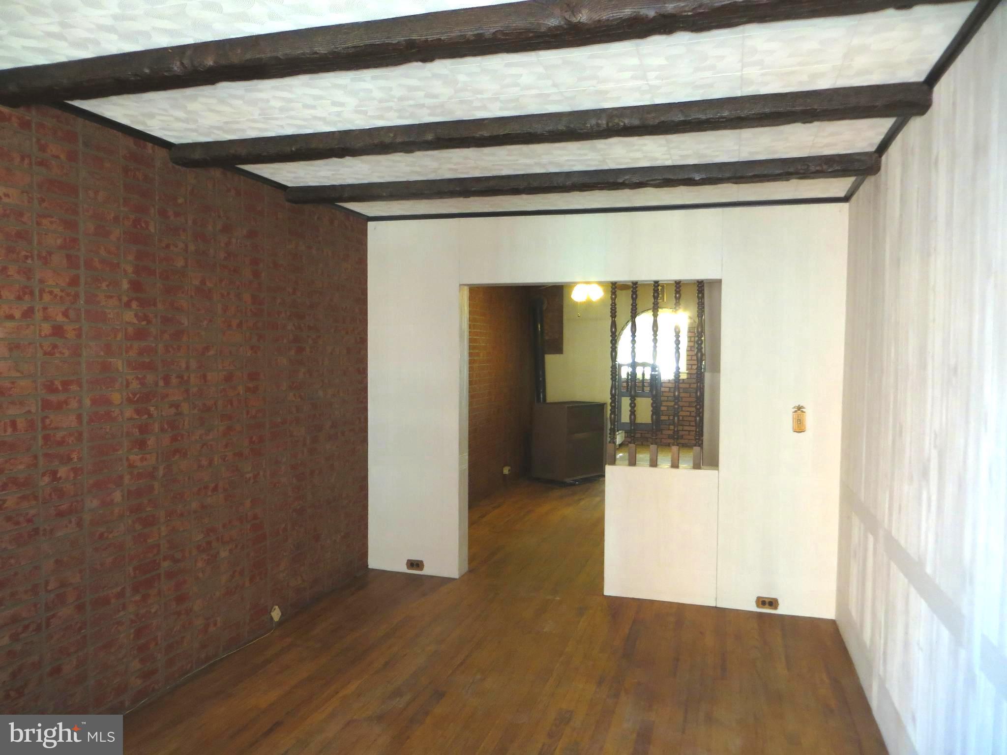 311 S CHAPEL STREET