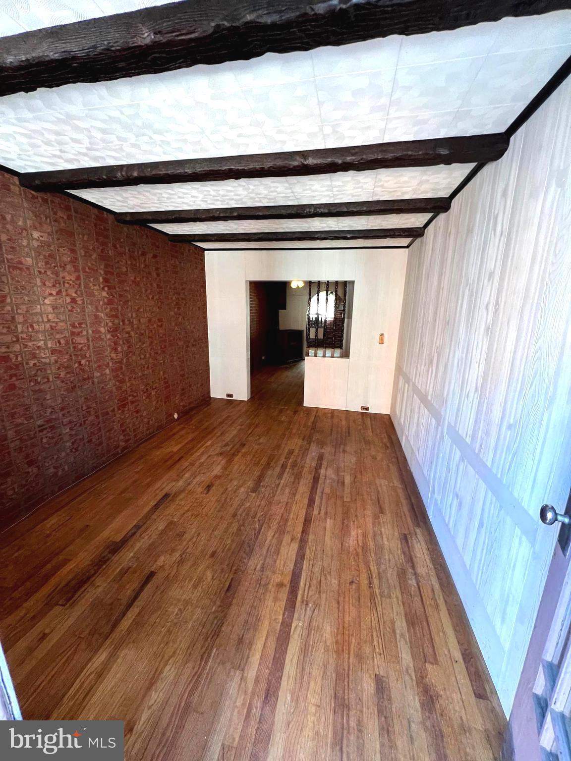 311 S CHAPEL STREET
