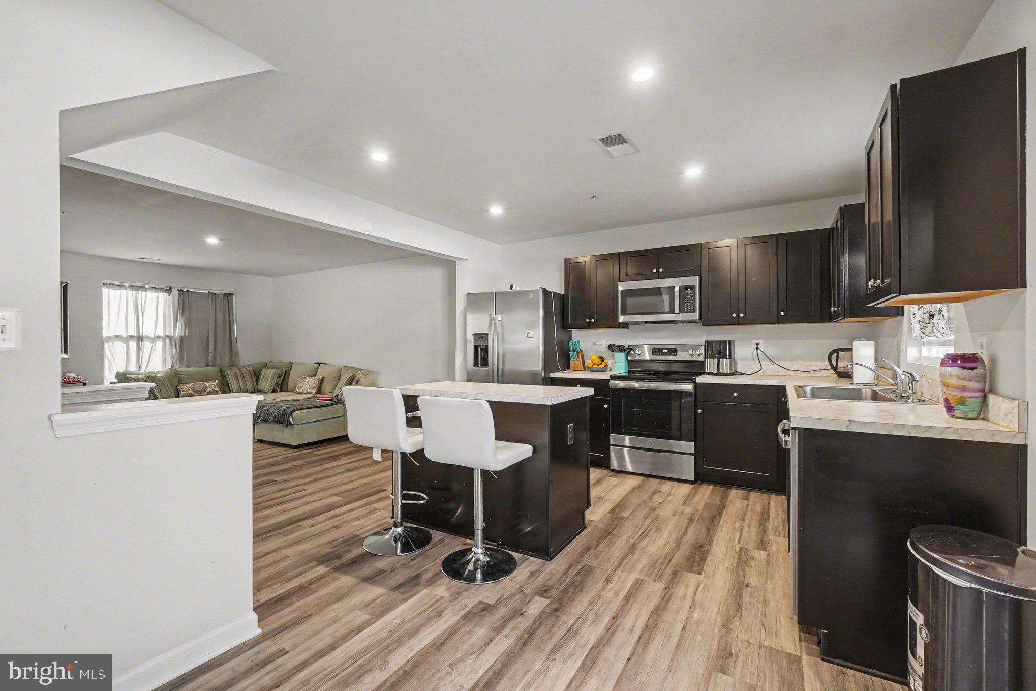 CHESAPEAKE CLUB - Residential