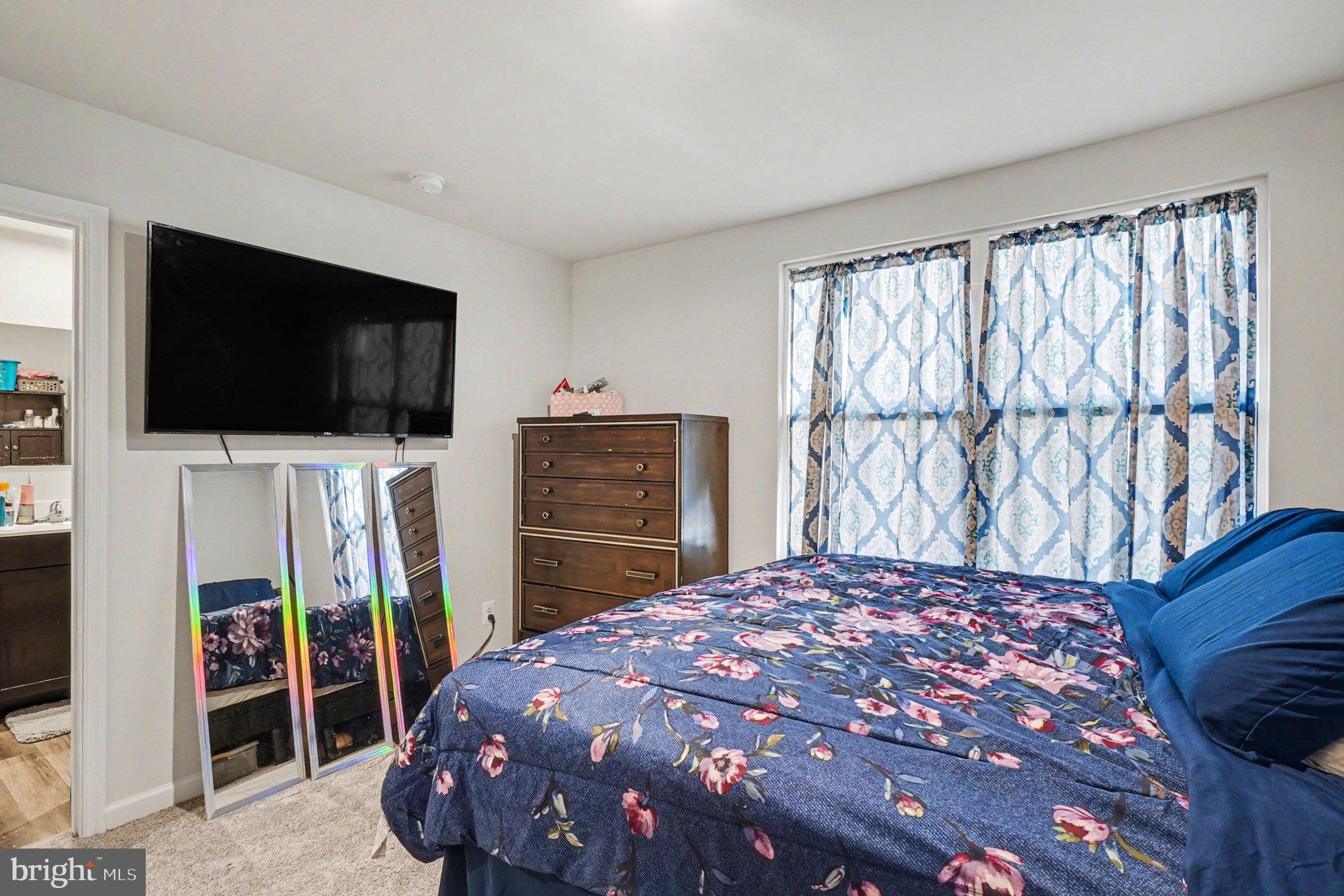 CHESAPEAKE CLUB - Residential