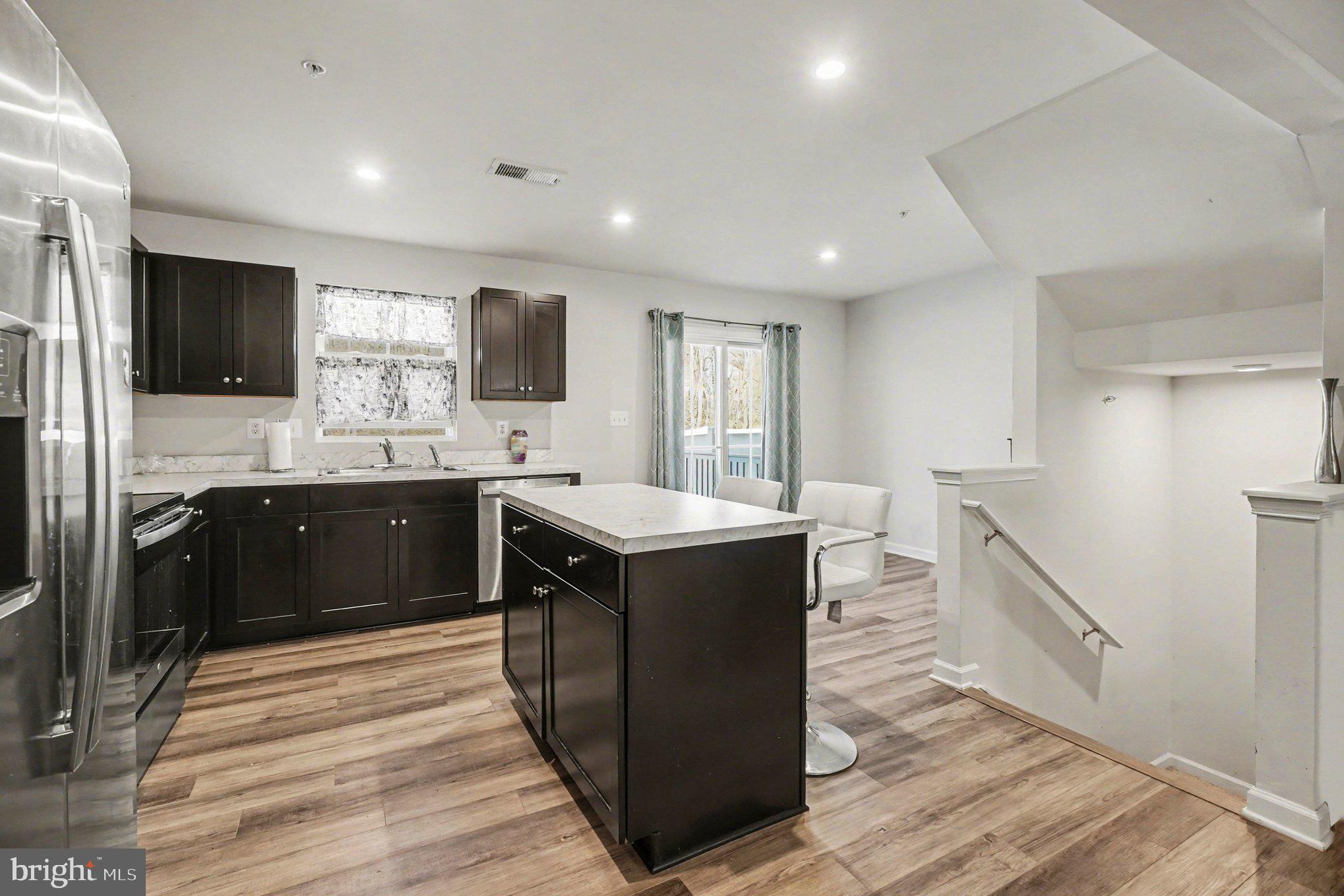 CHESAPEAKE CLUB - Residential