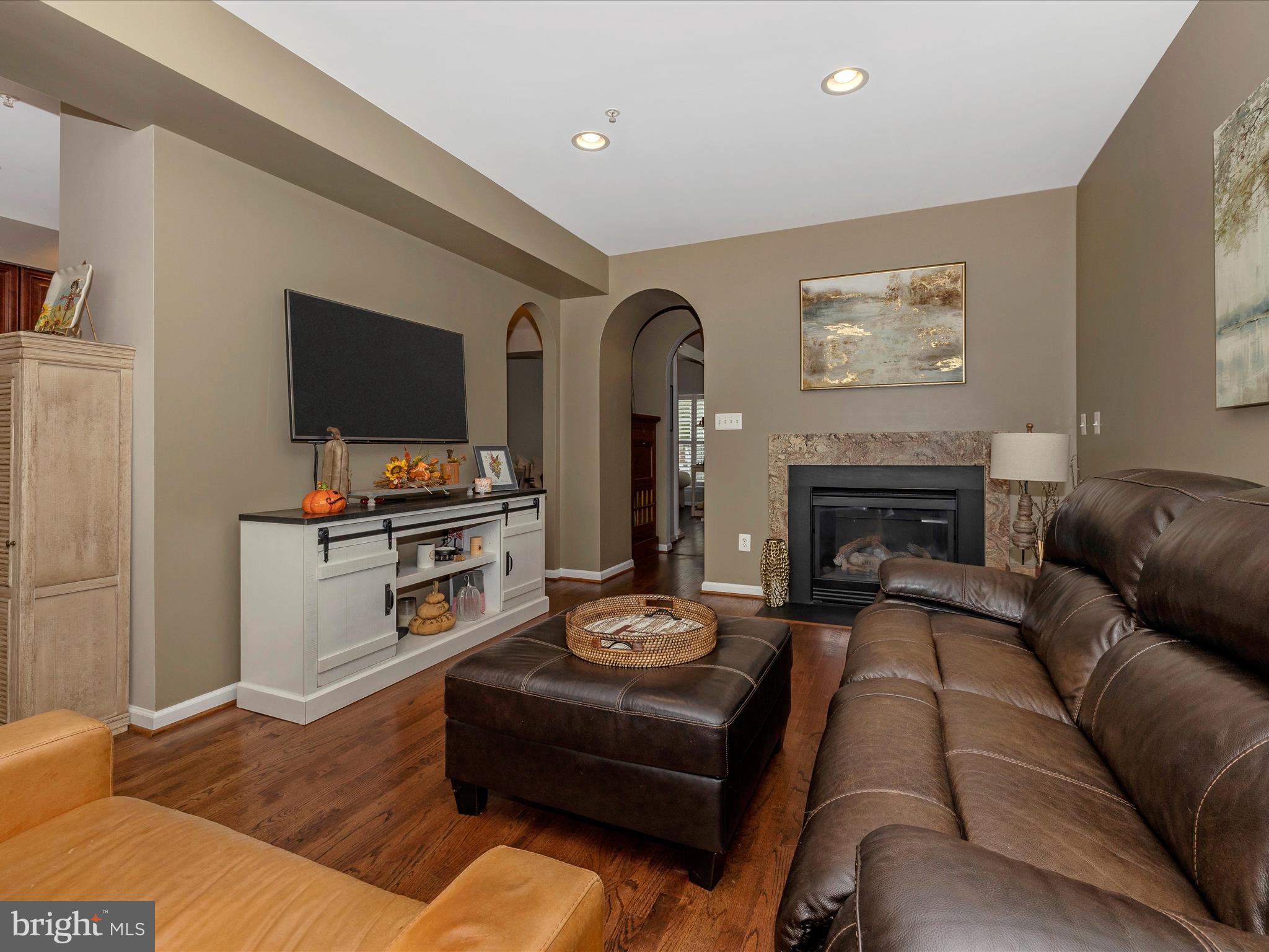 WORMANS MILL - Residential