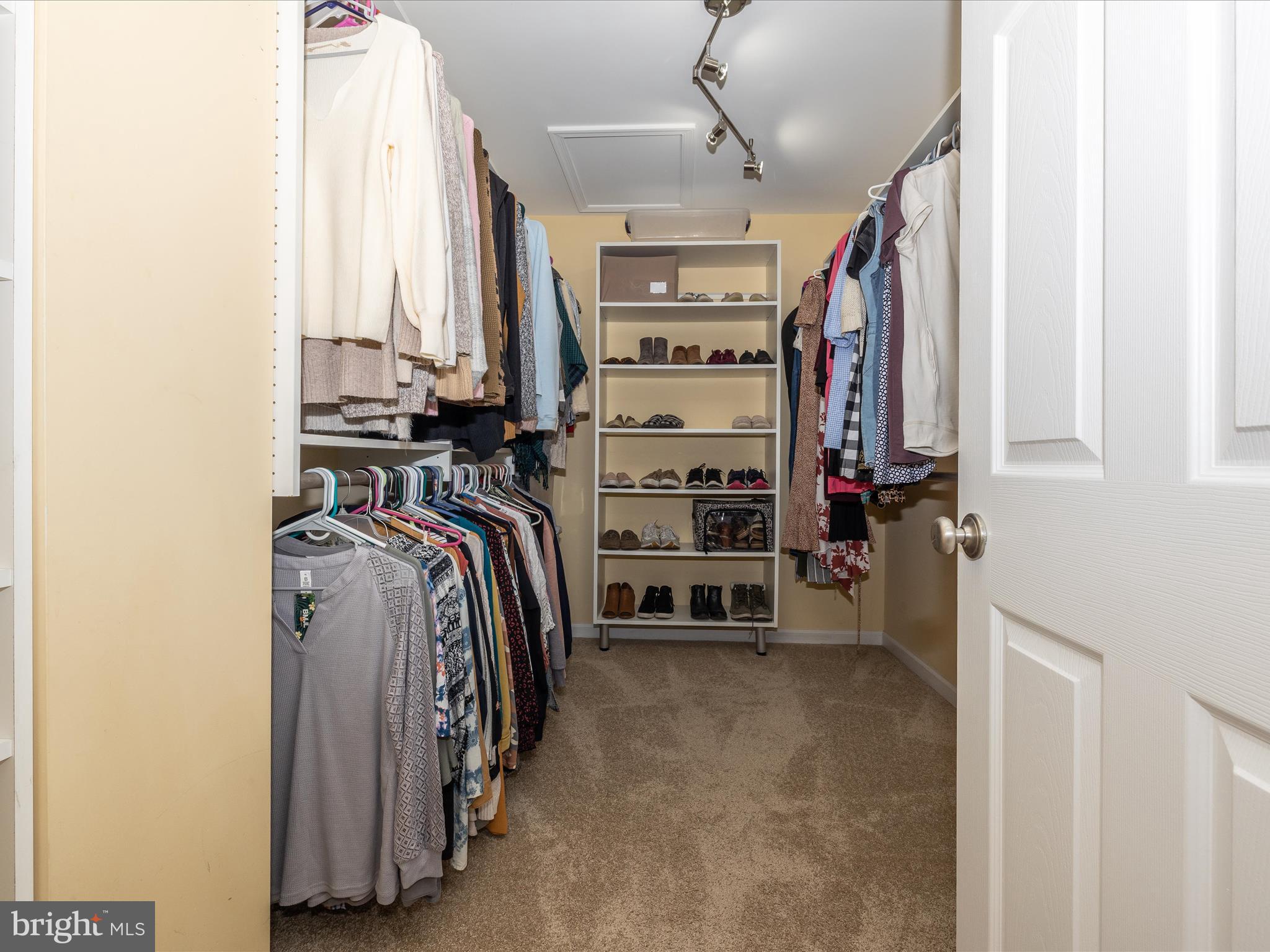 WORMANS MILL - Residential