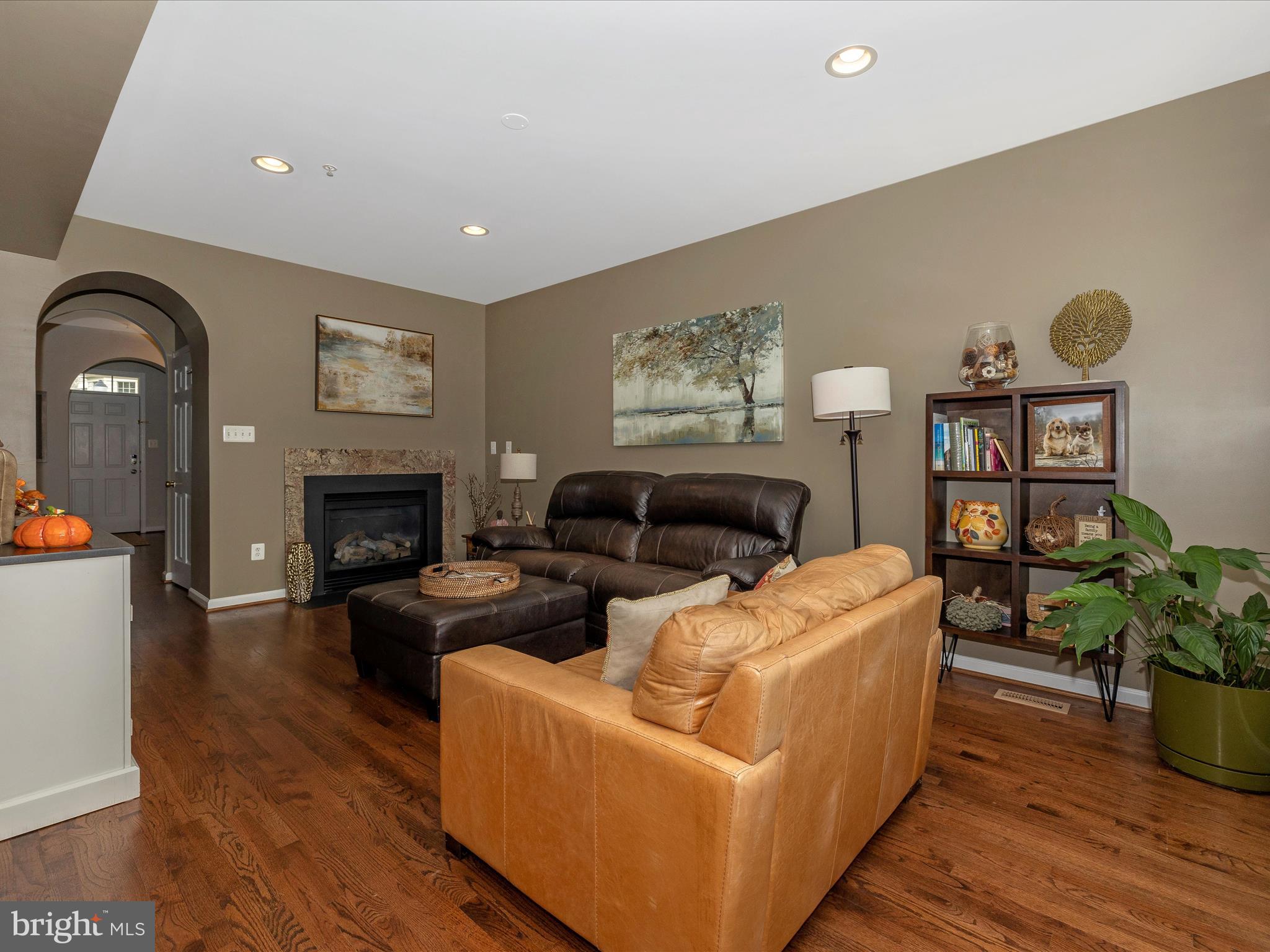 WORMANS MILL - Residential