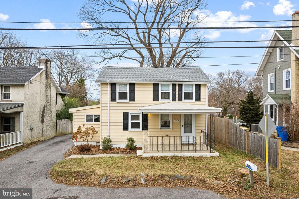 Photo of 224 S Pennell Road, MEDIA, PA 19063 (MLS # PADE2106618)