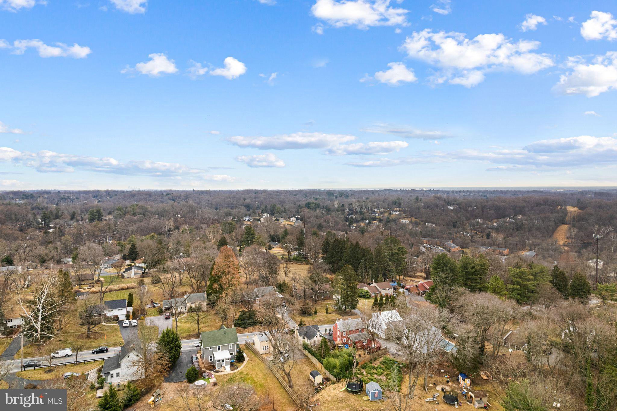 ASTON ARMS - Residential