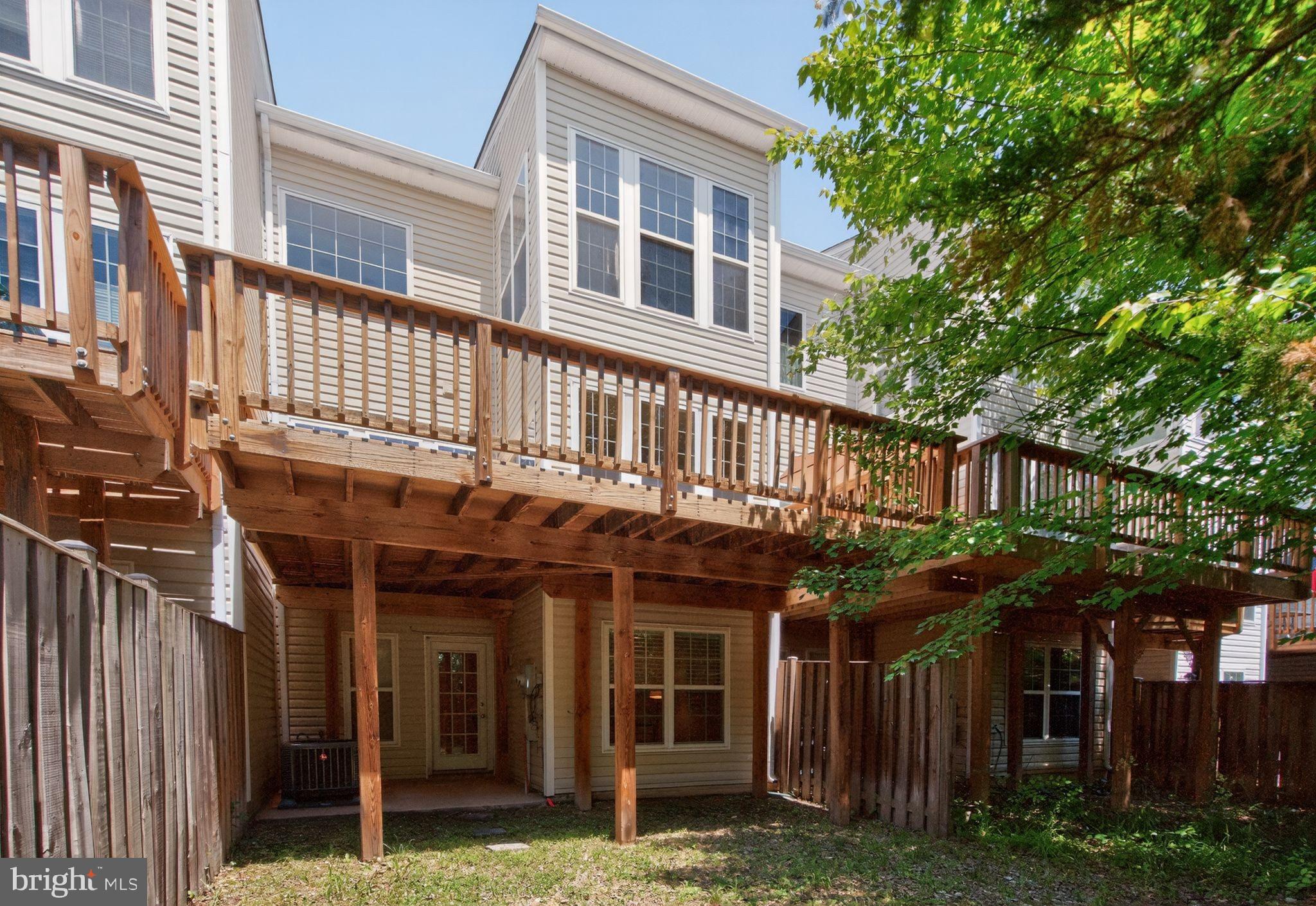 LAUREL HILL - Residential