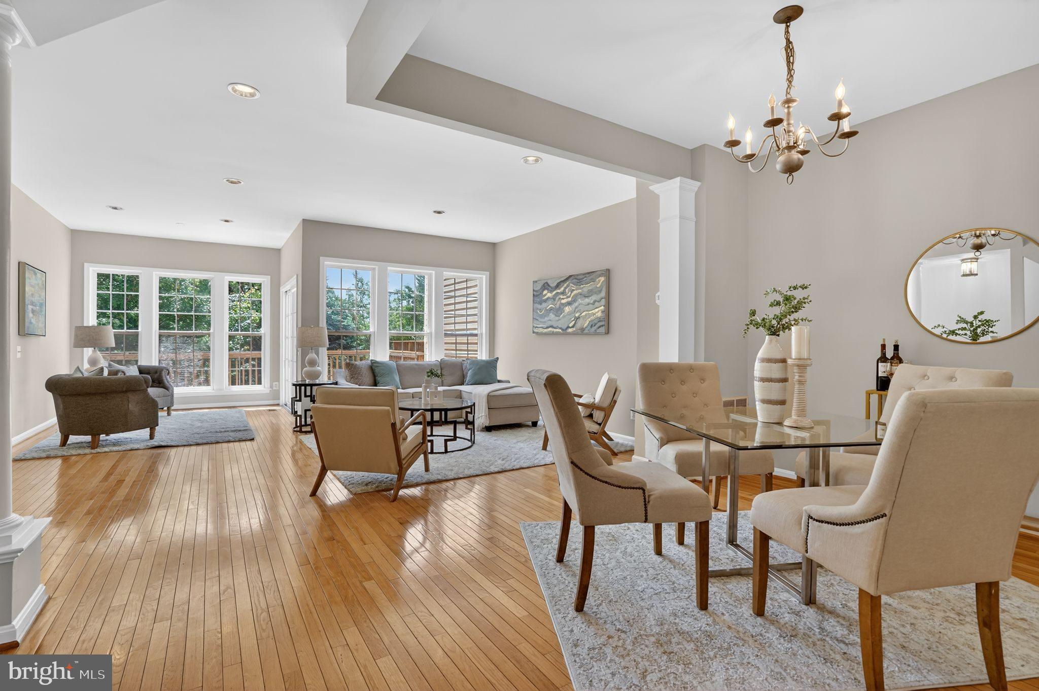 8227 SINGLELEAF LANE