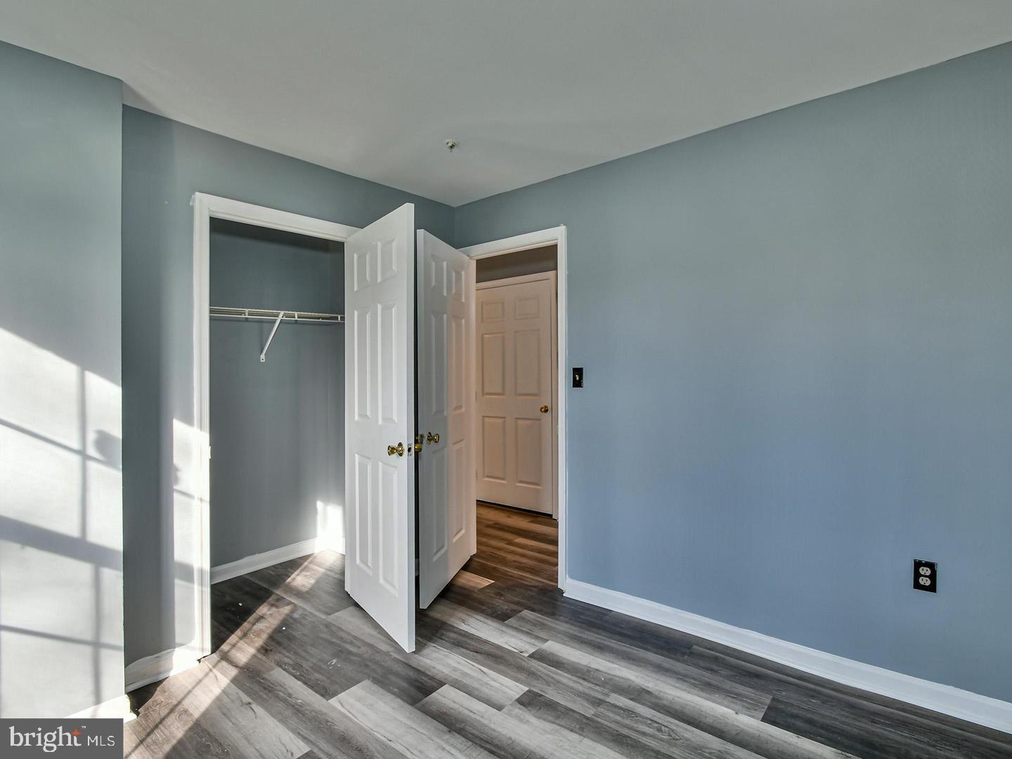 LAKE POINTE CONDOMINIUMS - Residential Lease