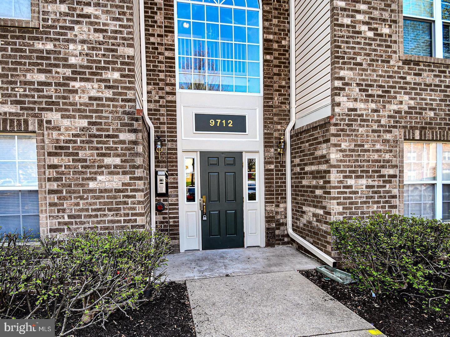 LAKE POINTE CONDOMINIUMS - Residential Lease