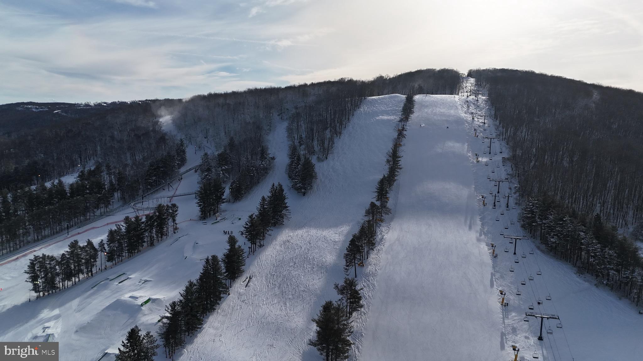 RIDGE RUN AT NORTH CAMP - Land