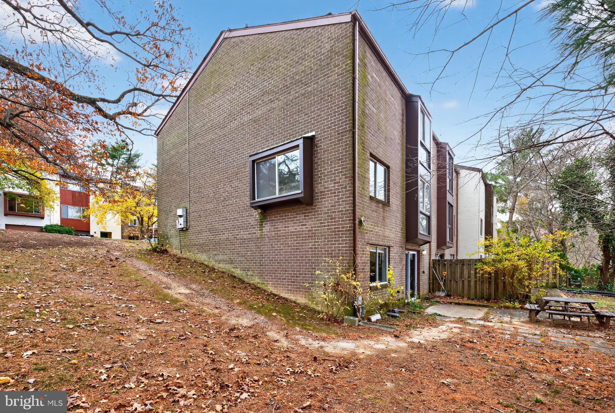 9961 LAKE LANDING ROAD