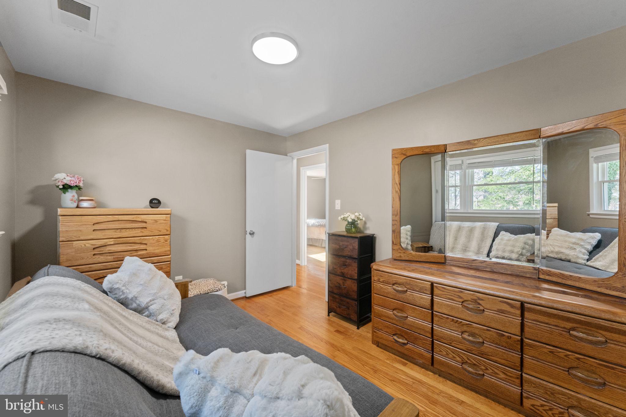 BROKEN HILLS - Residential