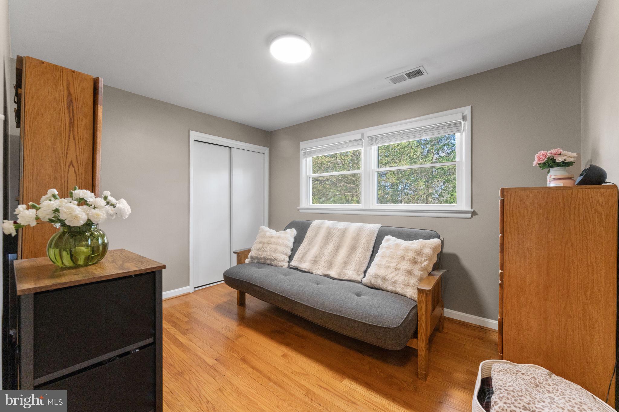 BROKEN HILLS - Residential