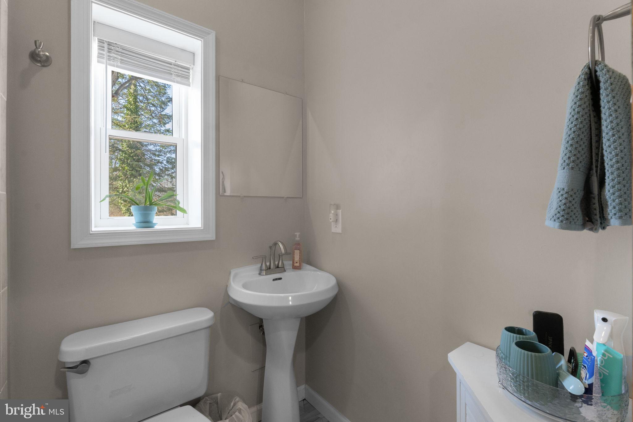 BROKEN HILLS - Residential