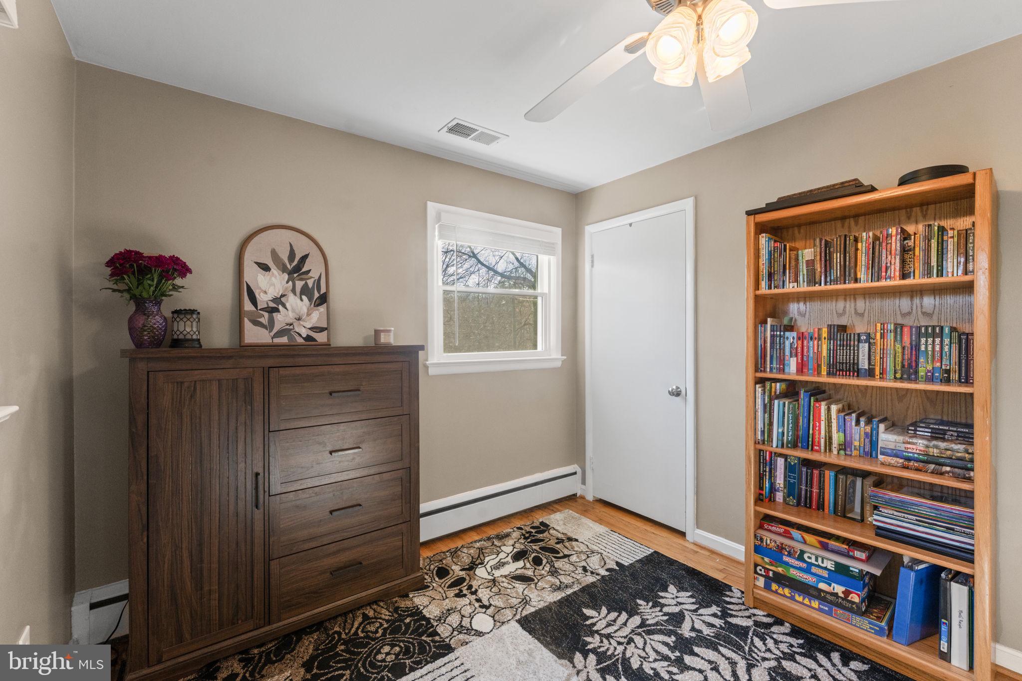 BROKEN HILLS - Residential