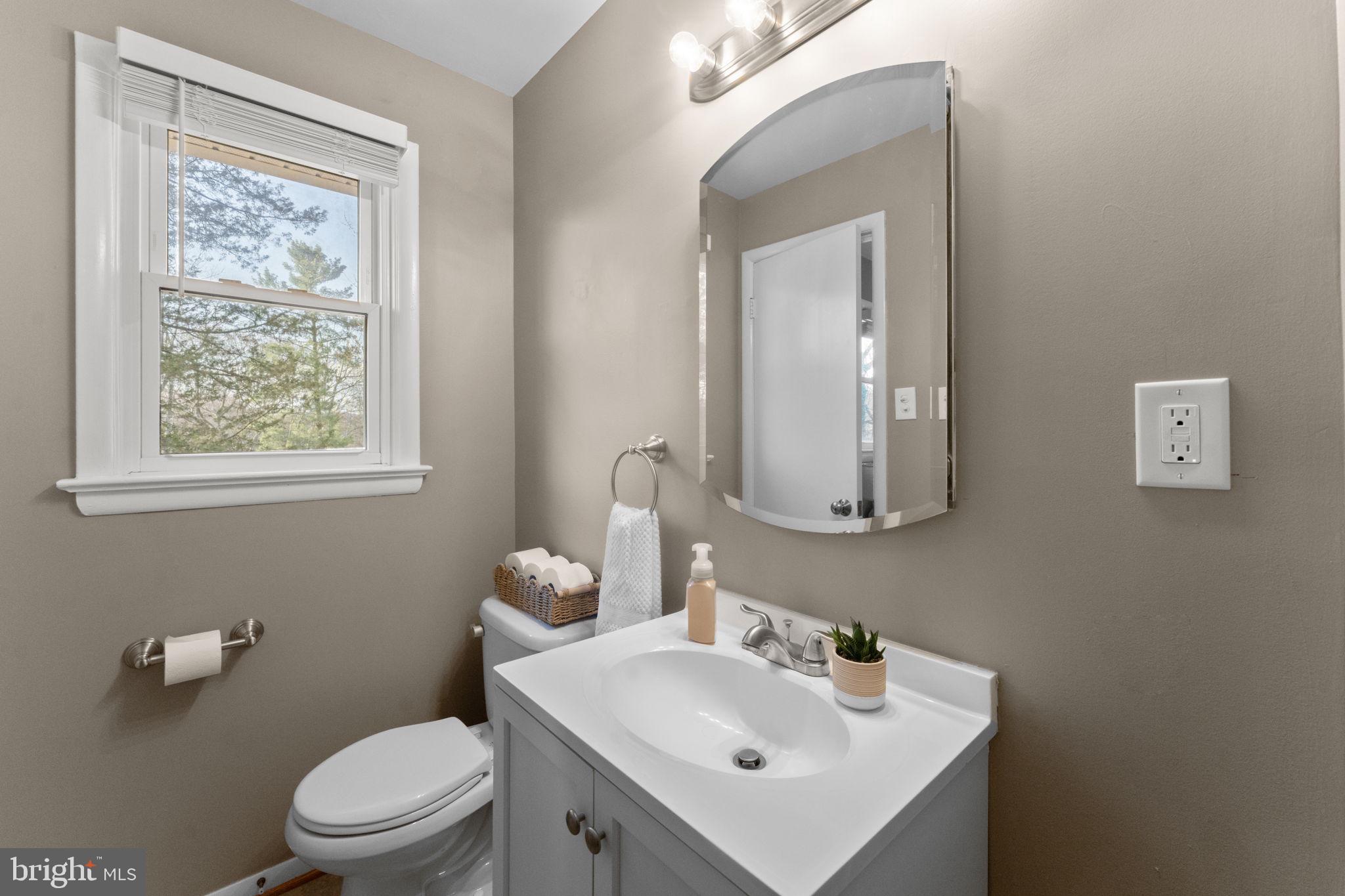 BROKEN HILLS - Residential