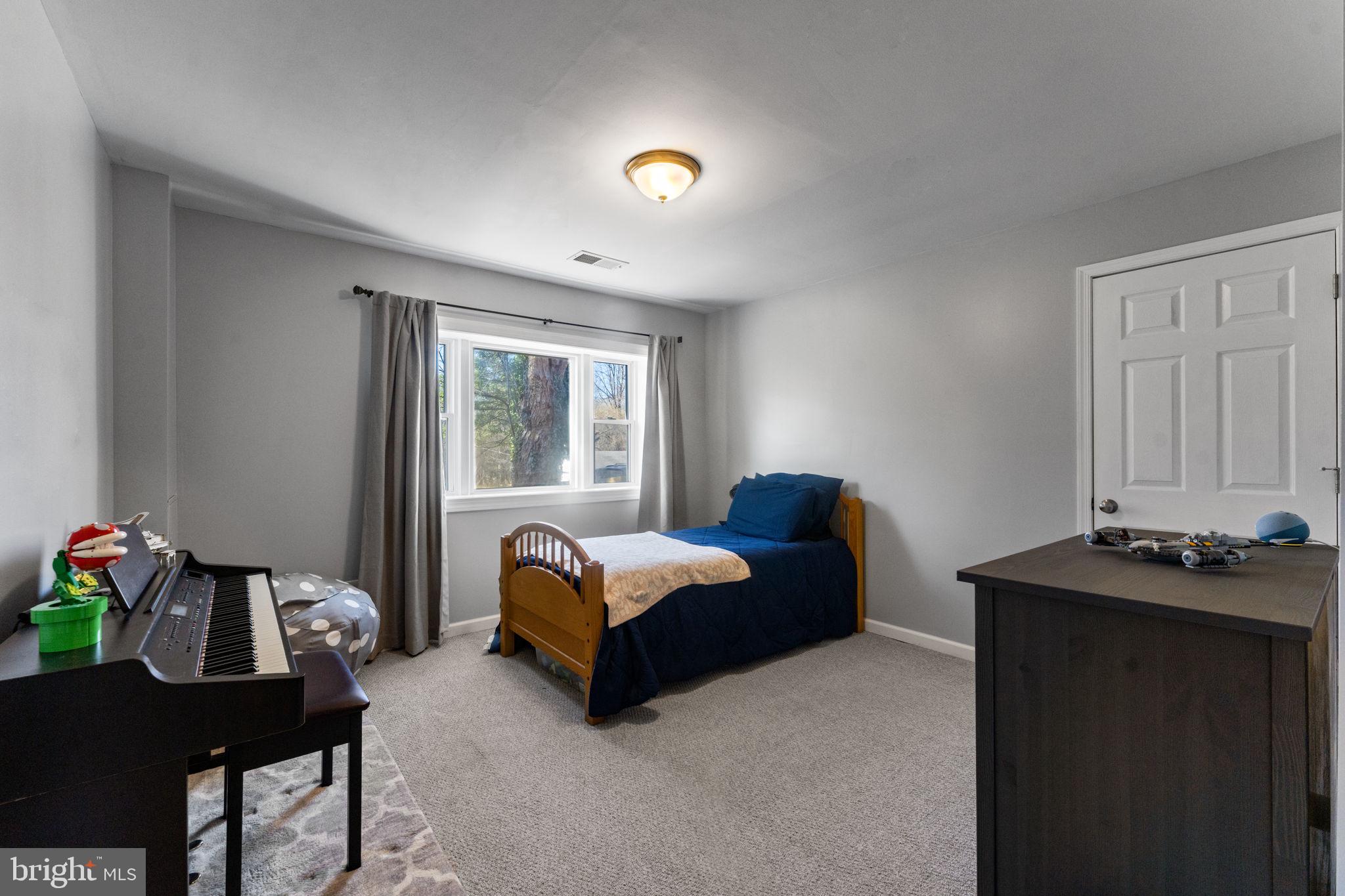 BROKEN HILLS - Residential