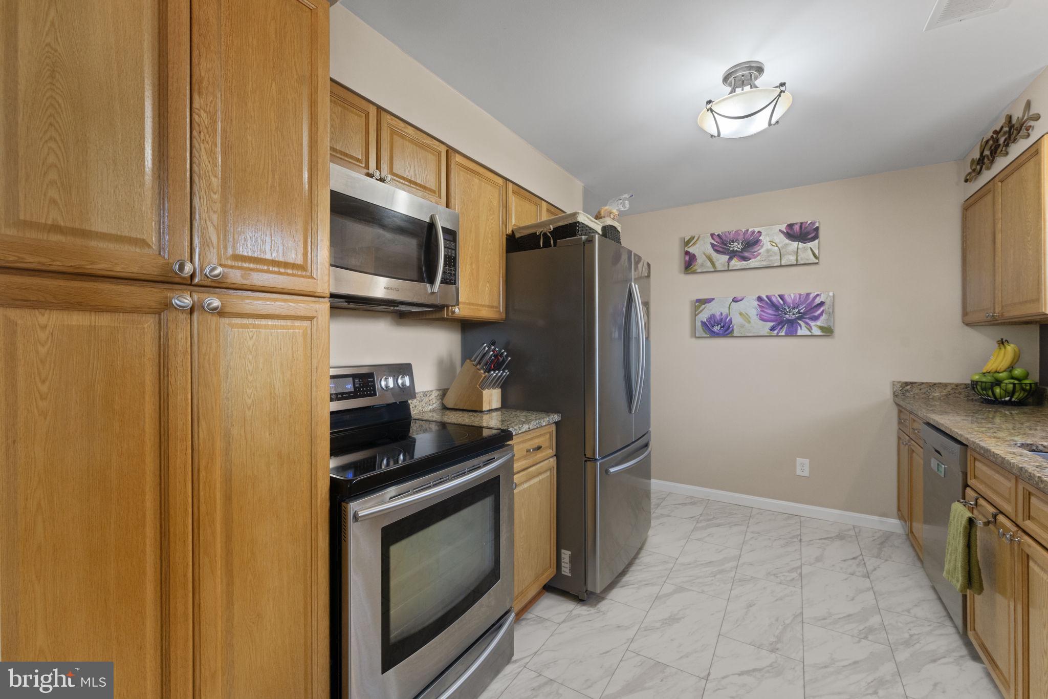 BROKEN HILLS - Residential