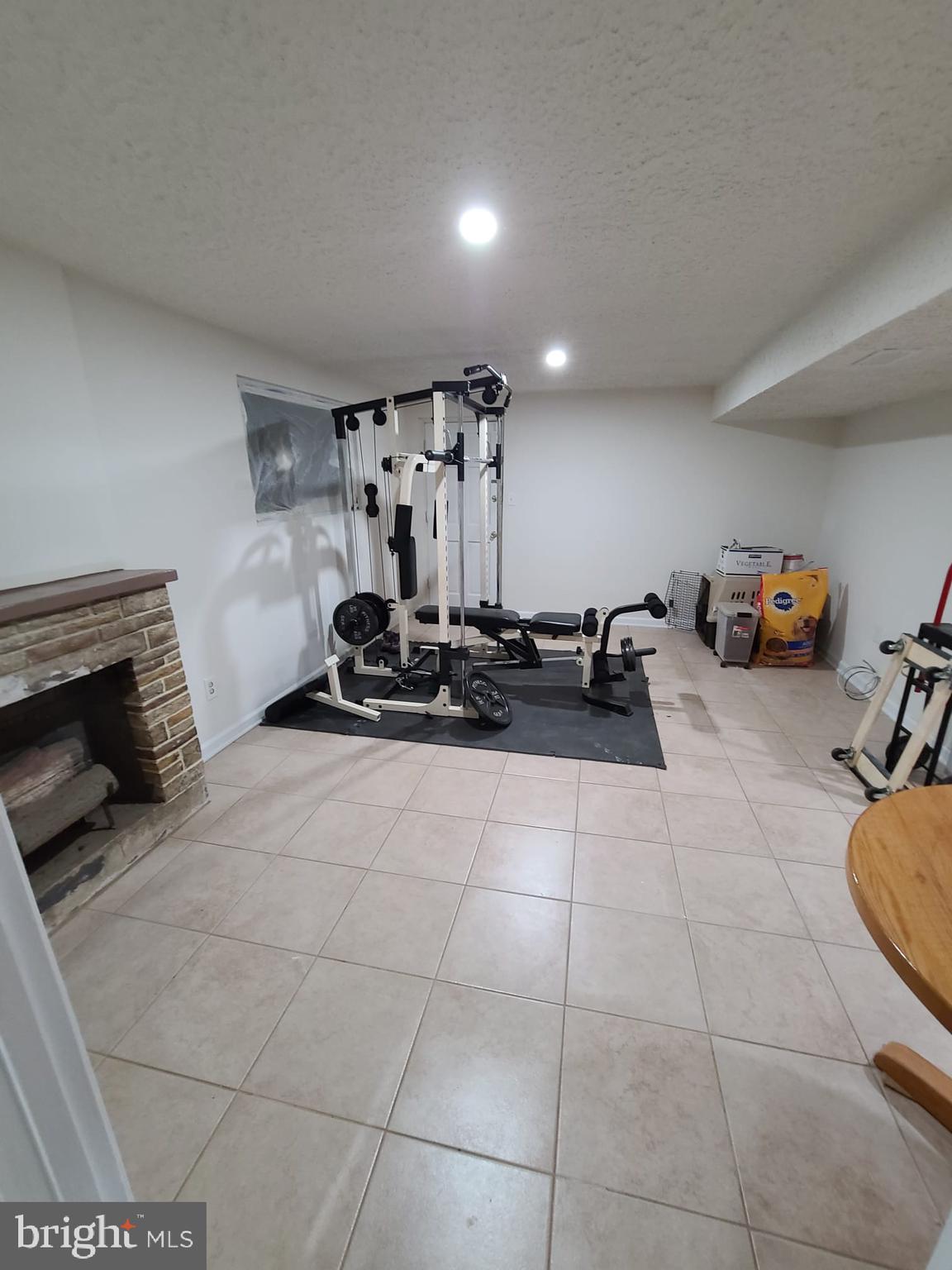 RIVERDALE HEIGHTS - Residential