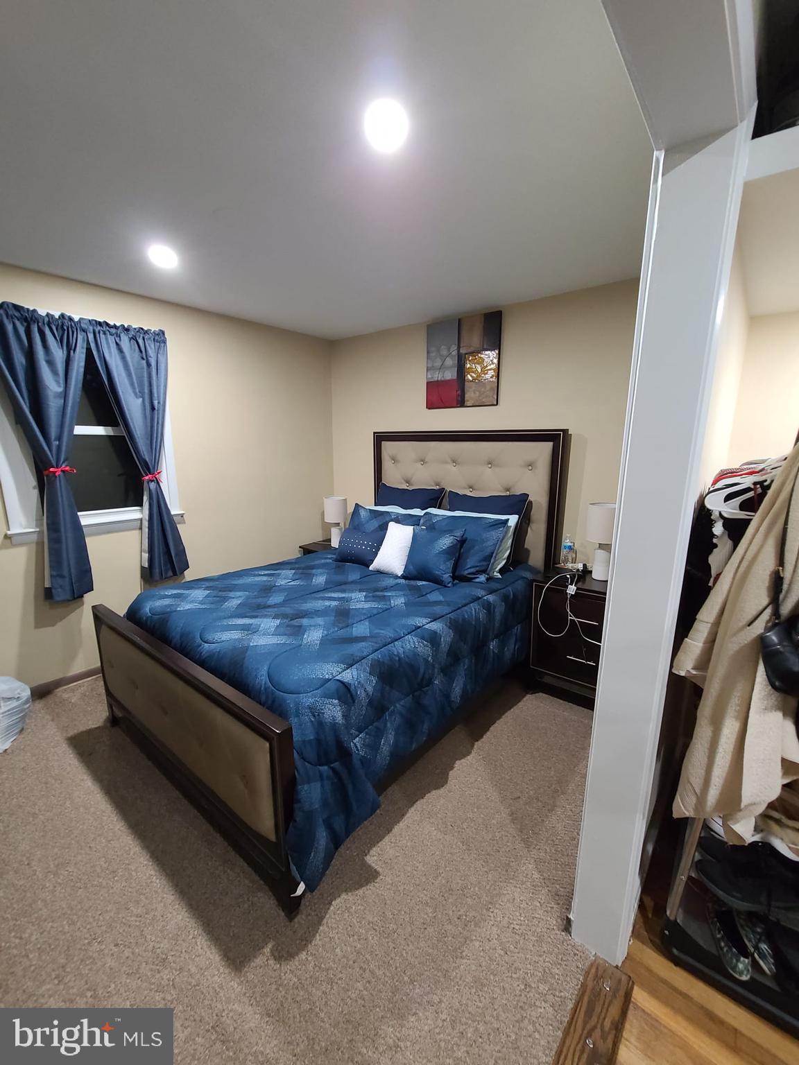 RIVERDALE HEIGHTS - Residential