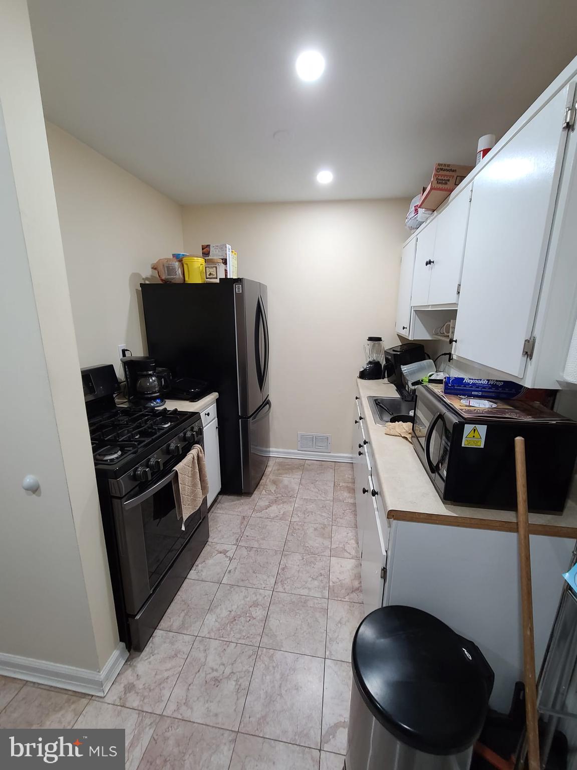 RIVERDALE HEIGHTS - Residential